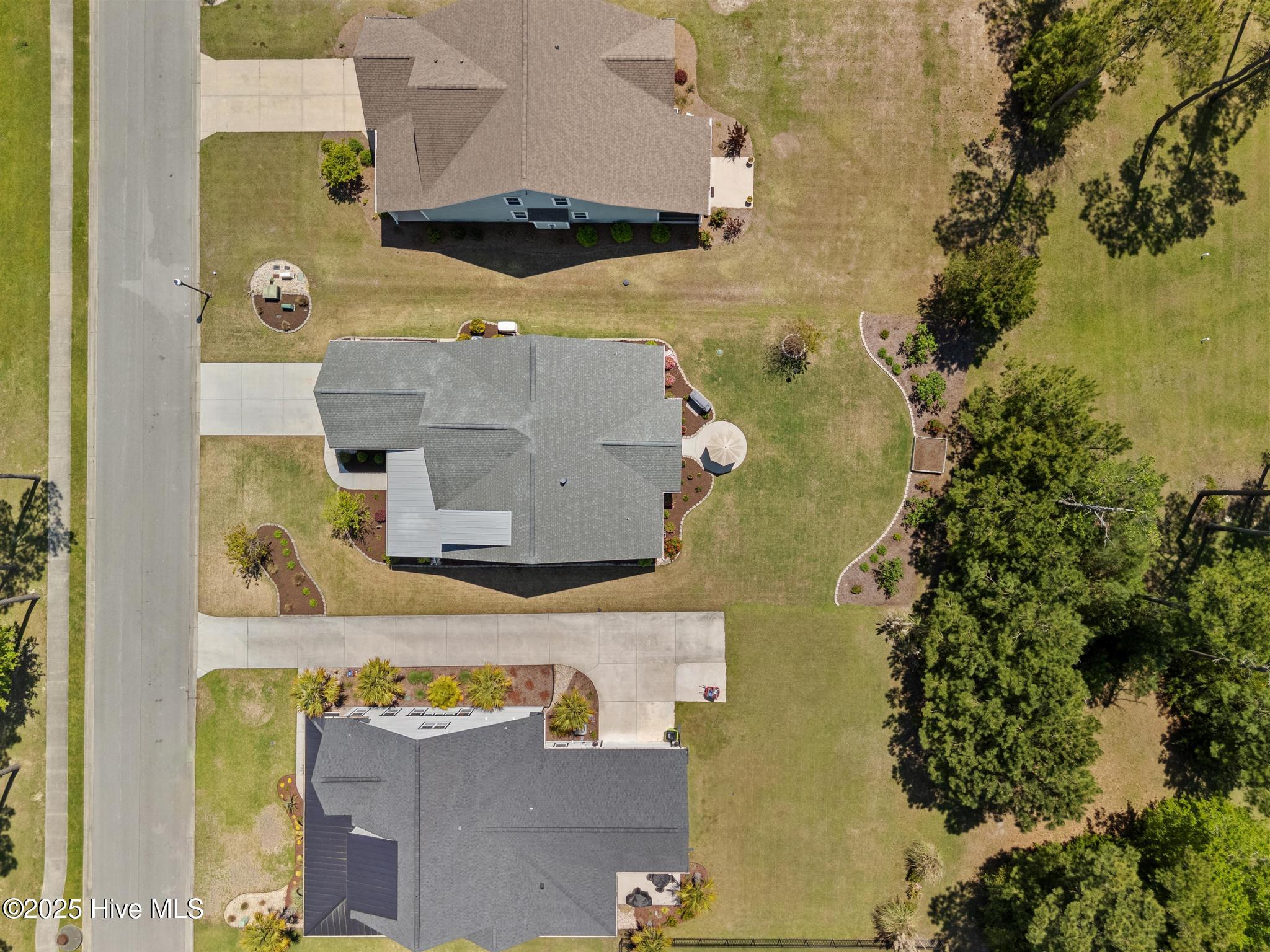 328 Lake Firefly Loop