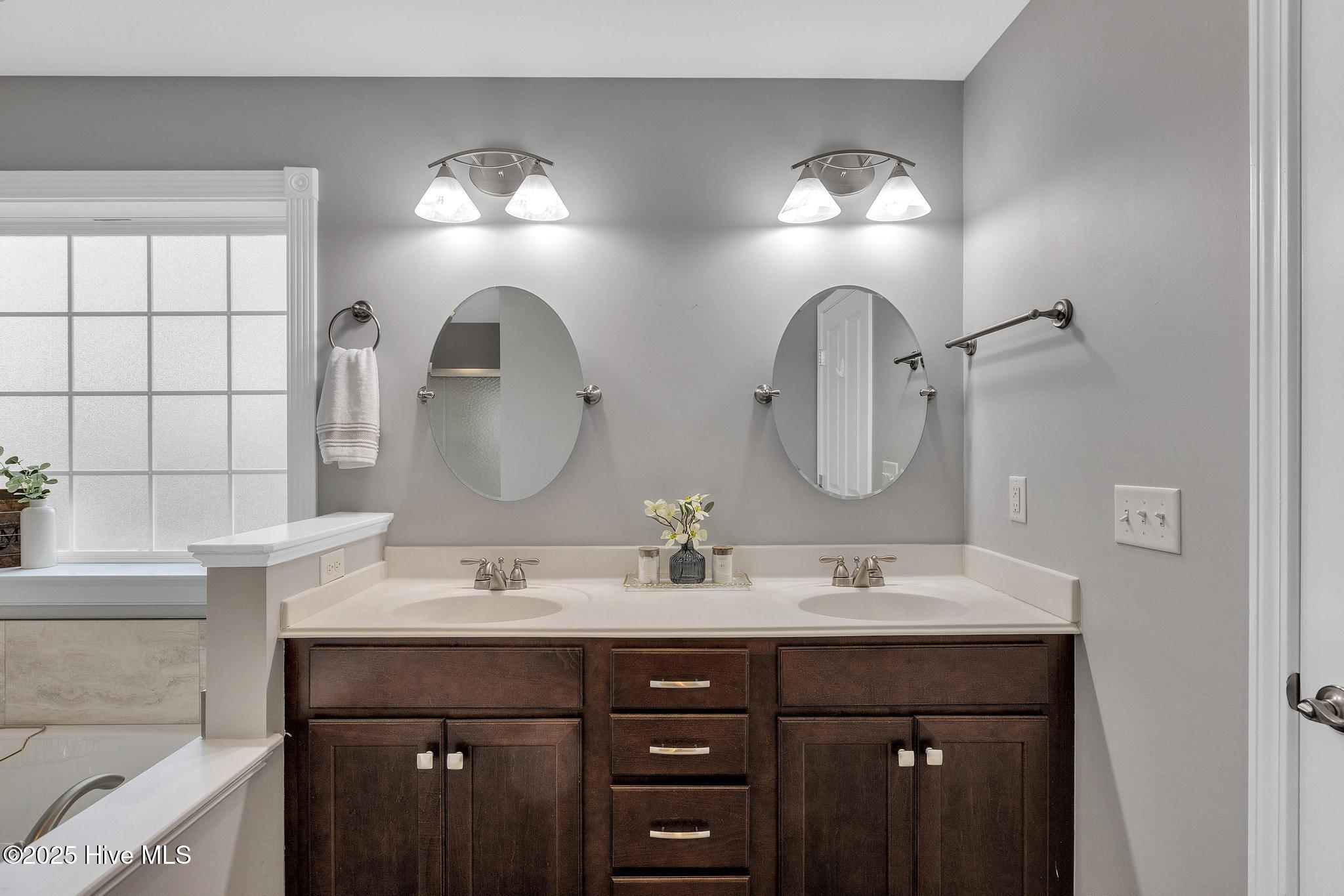 792 Kings Landing Road