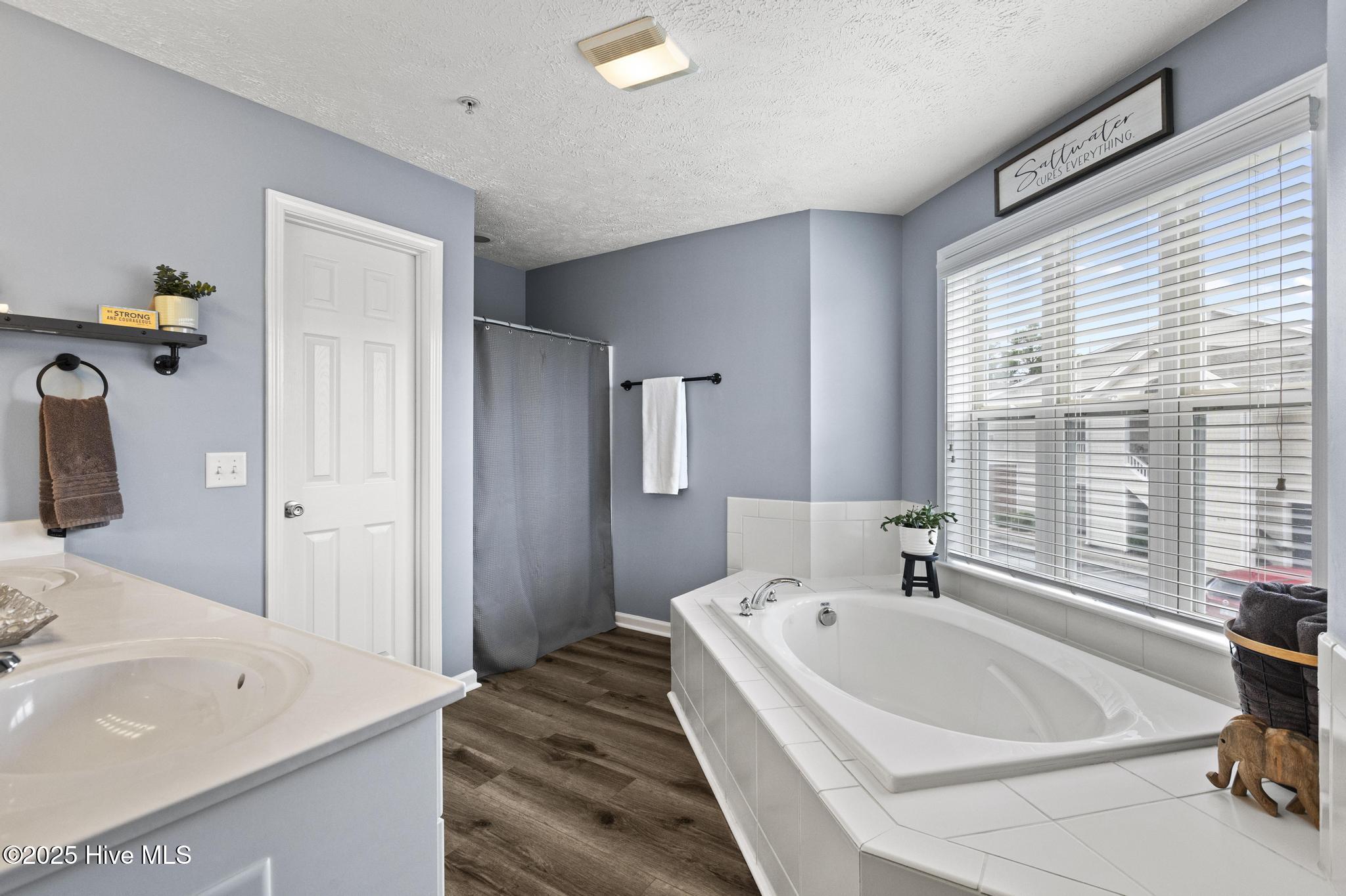 625 Spencer Farlow Drive, 20