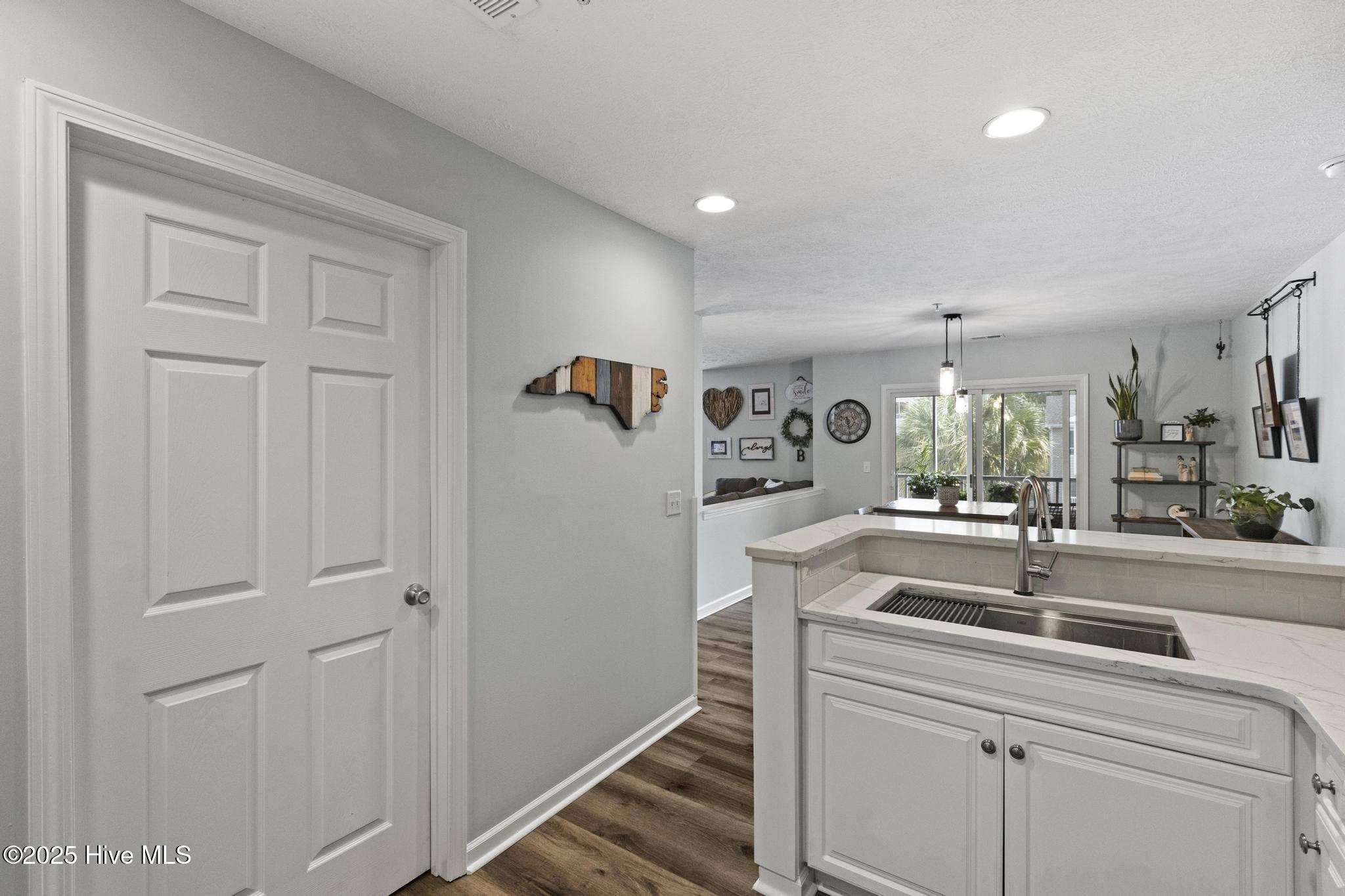 625 Spencer Farlow Drive, 20