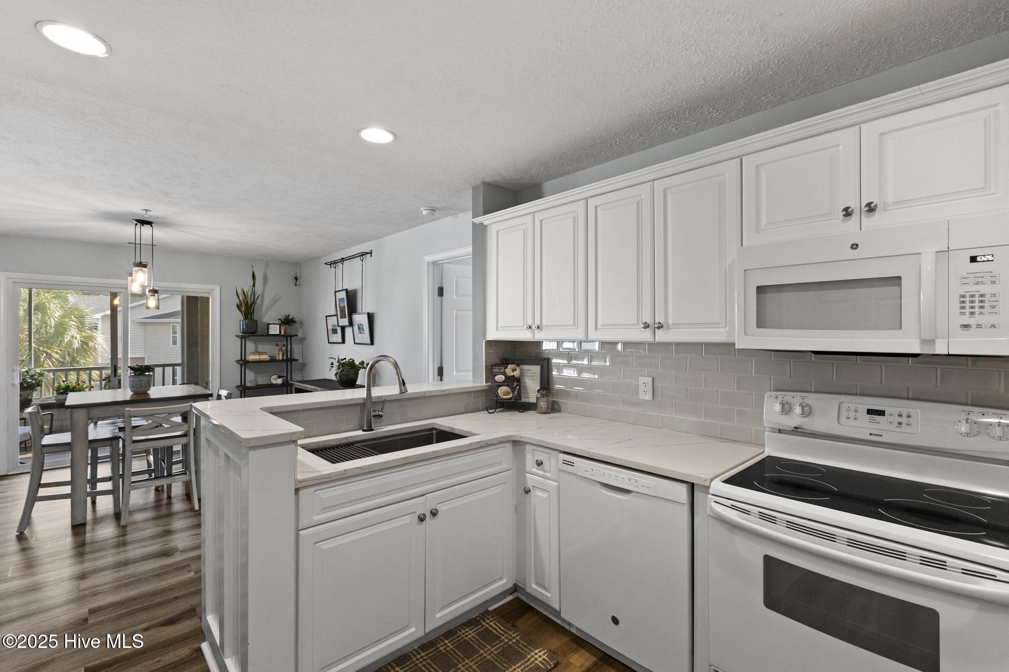 625 Spencer Farlow Drive, 20