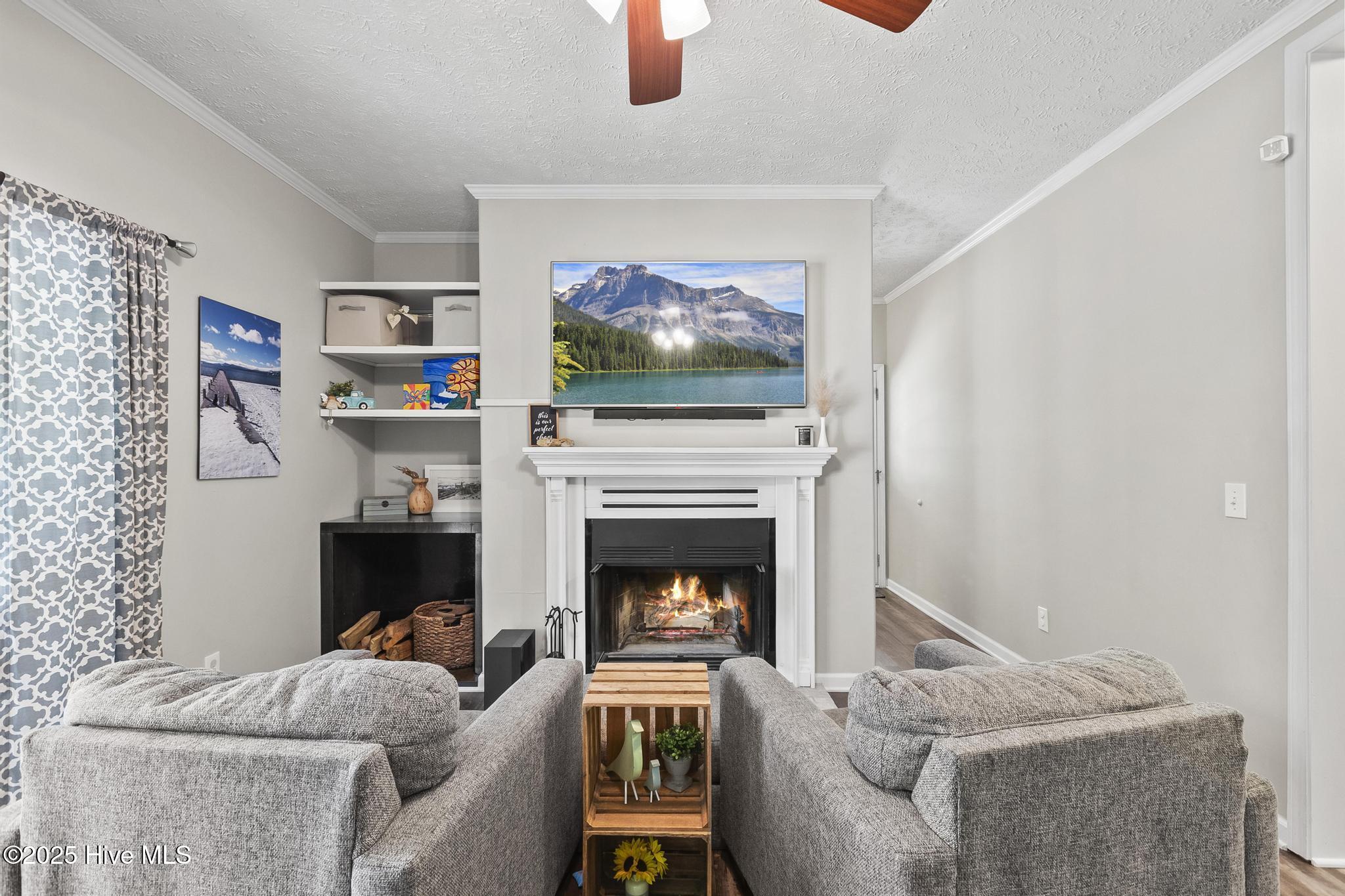 345 Knollwood Drive