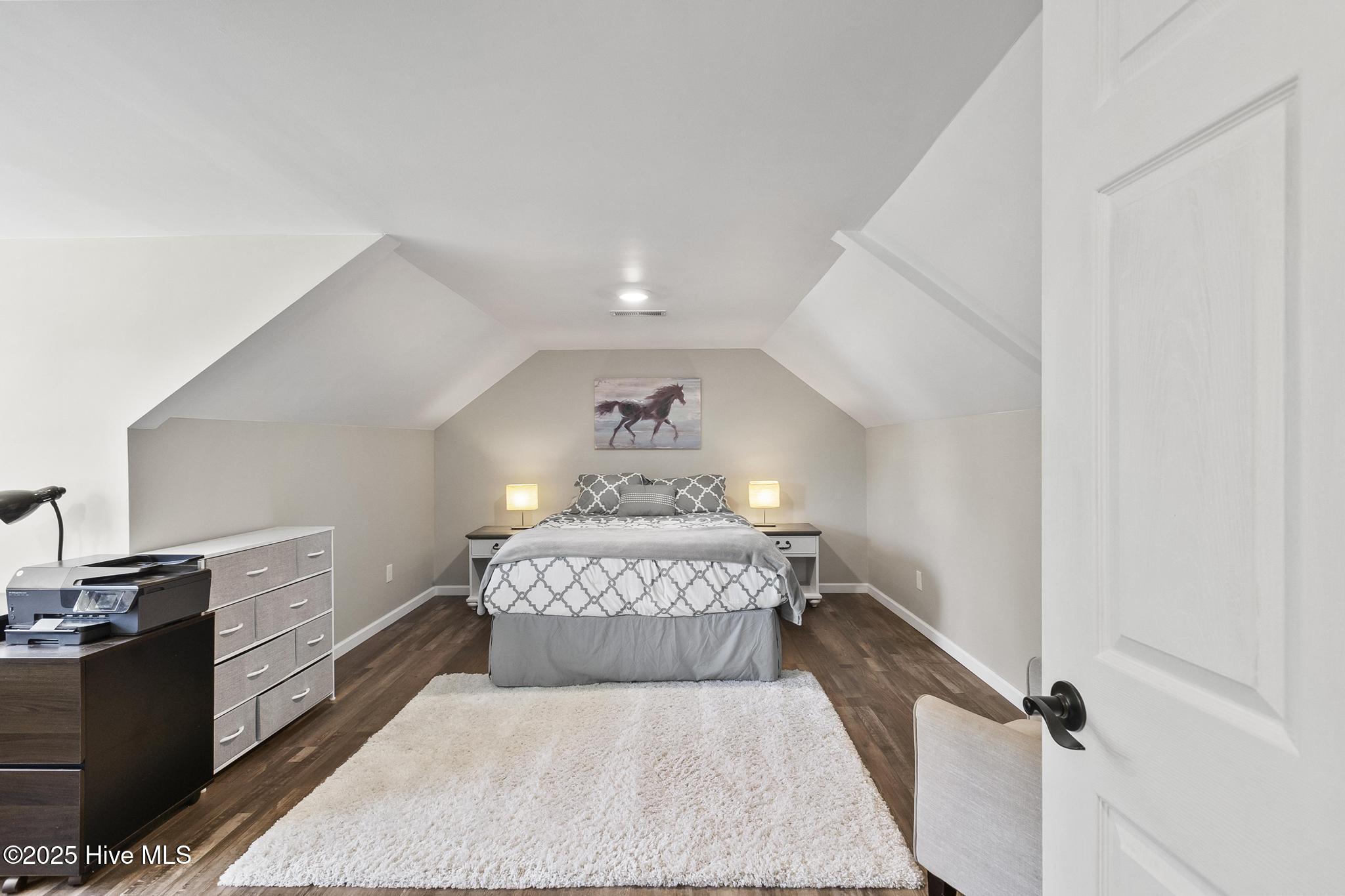 345 Knollwood Drive