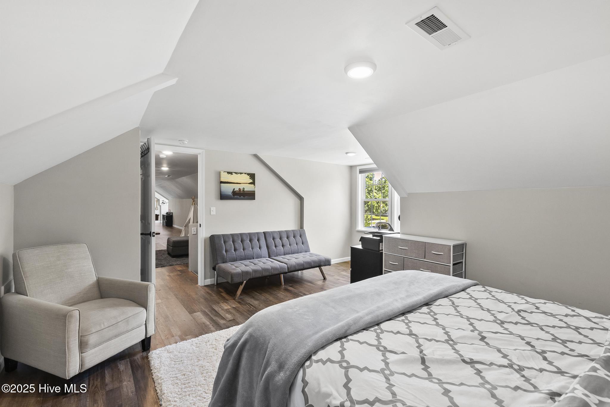 345 Knollwood Drive