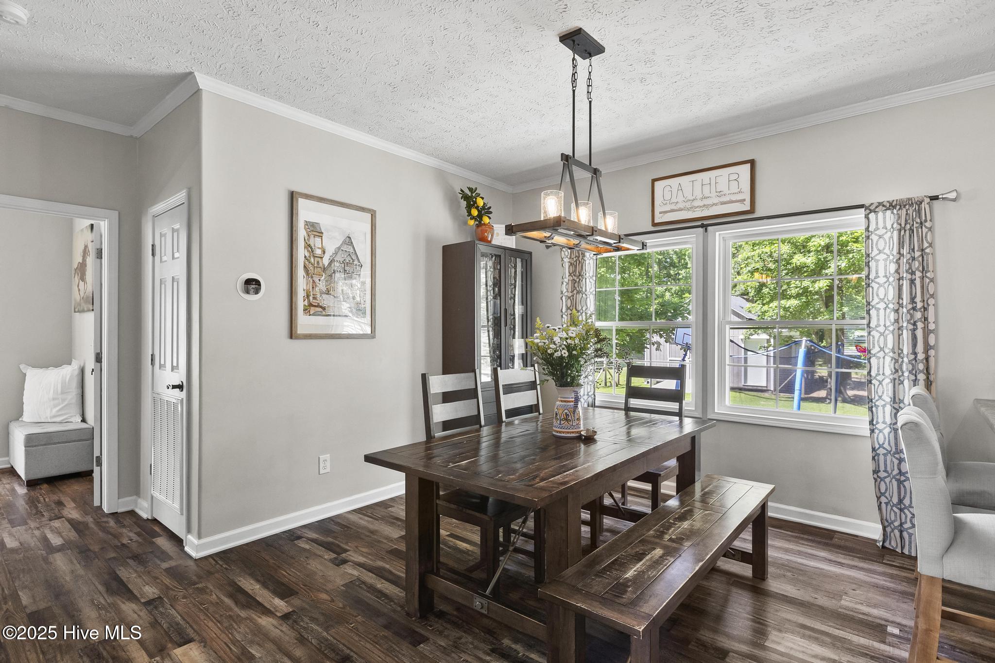 345 Knollwood Drive