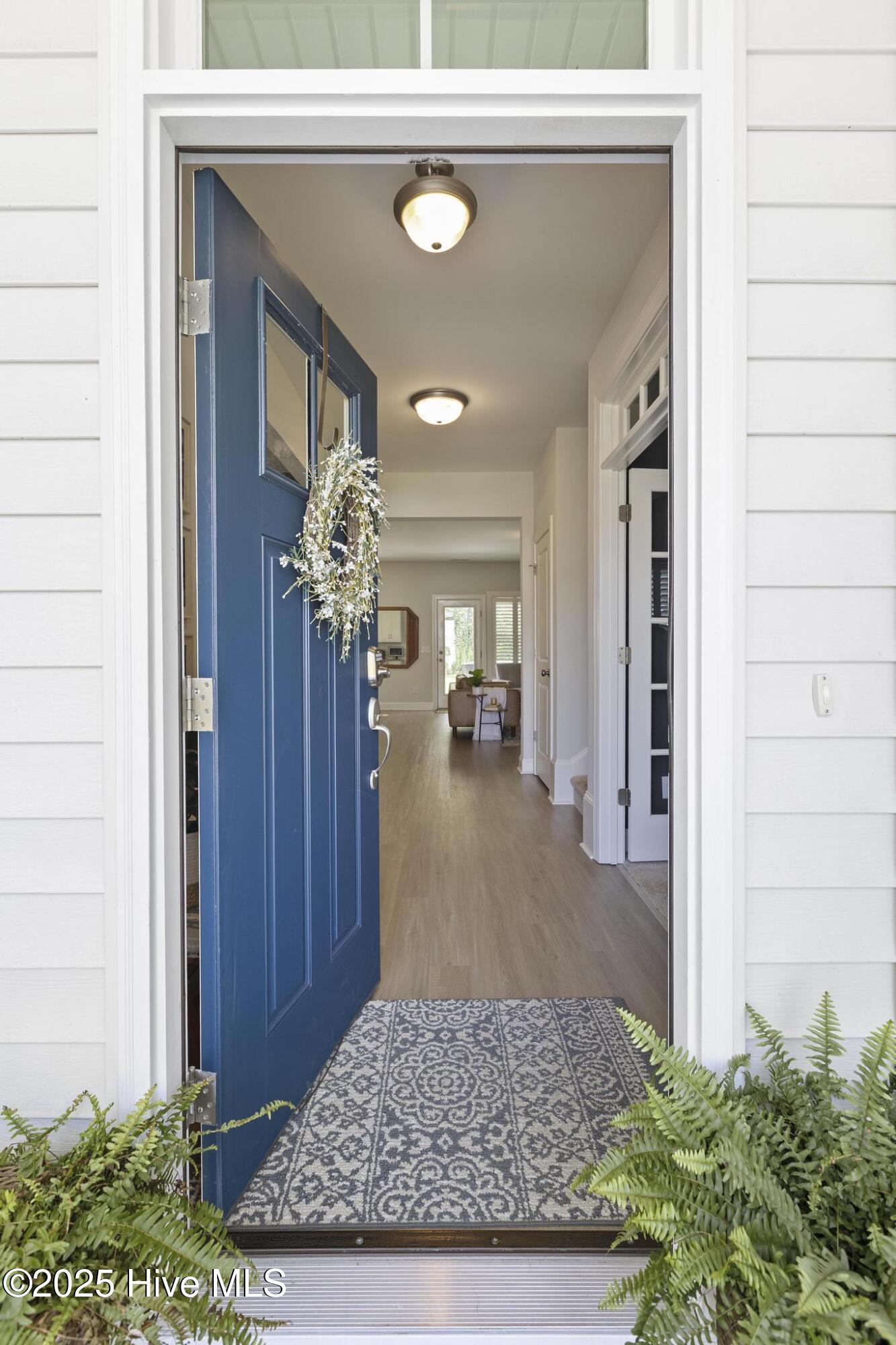 210 W Weatherbee Way