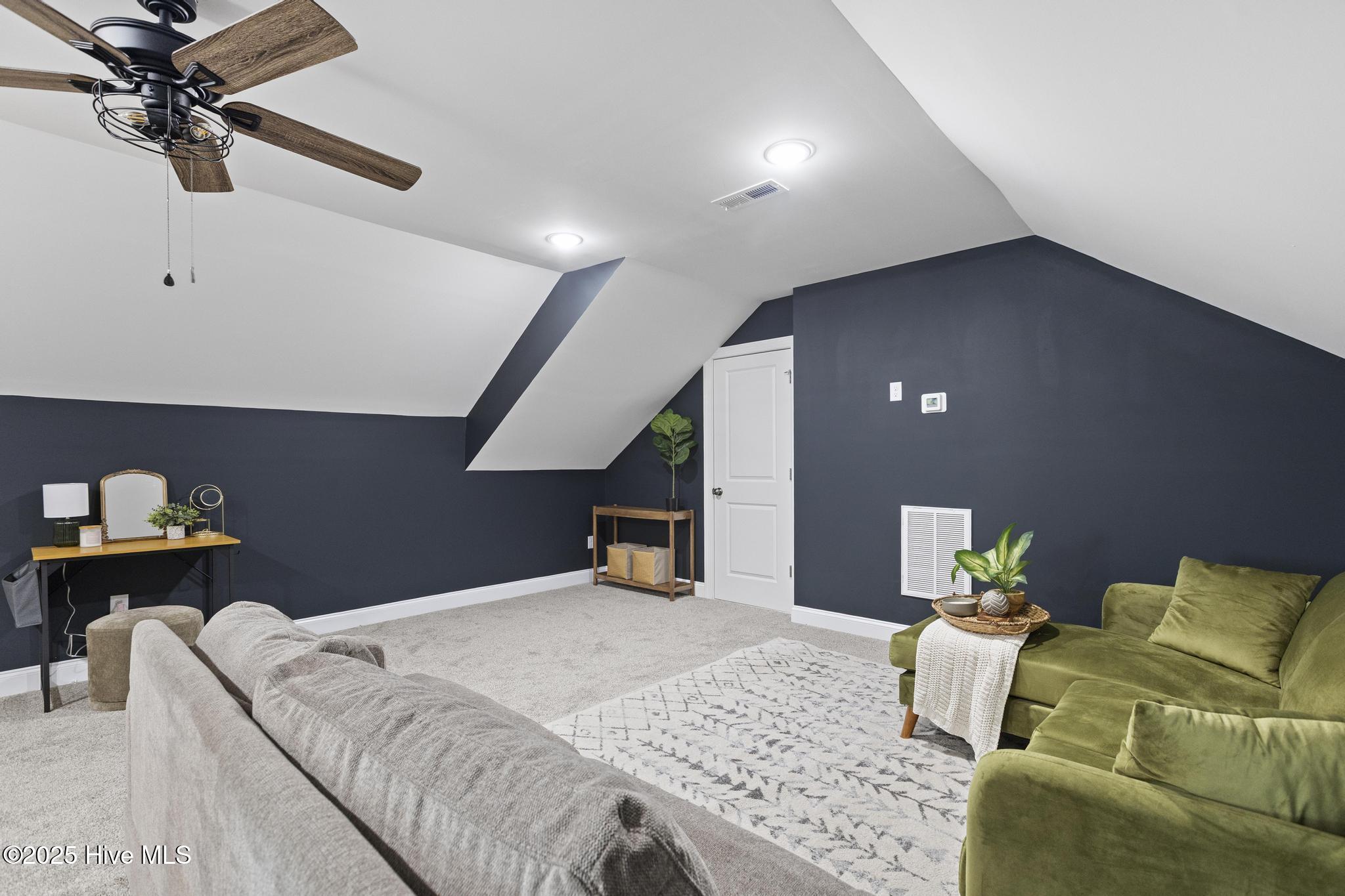 210 W Weatherbee Way