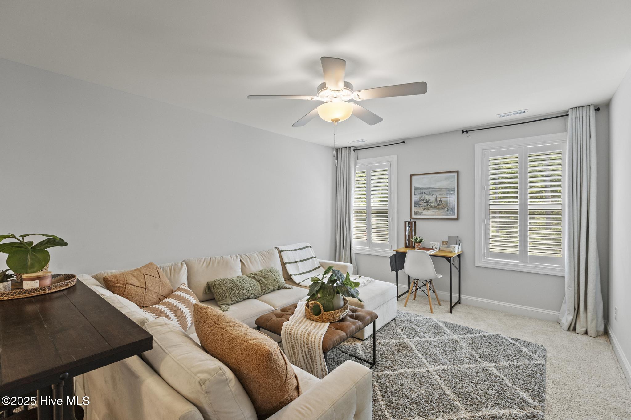 210 W Weatherbee Way