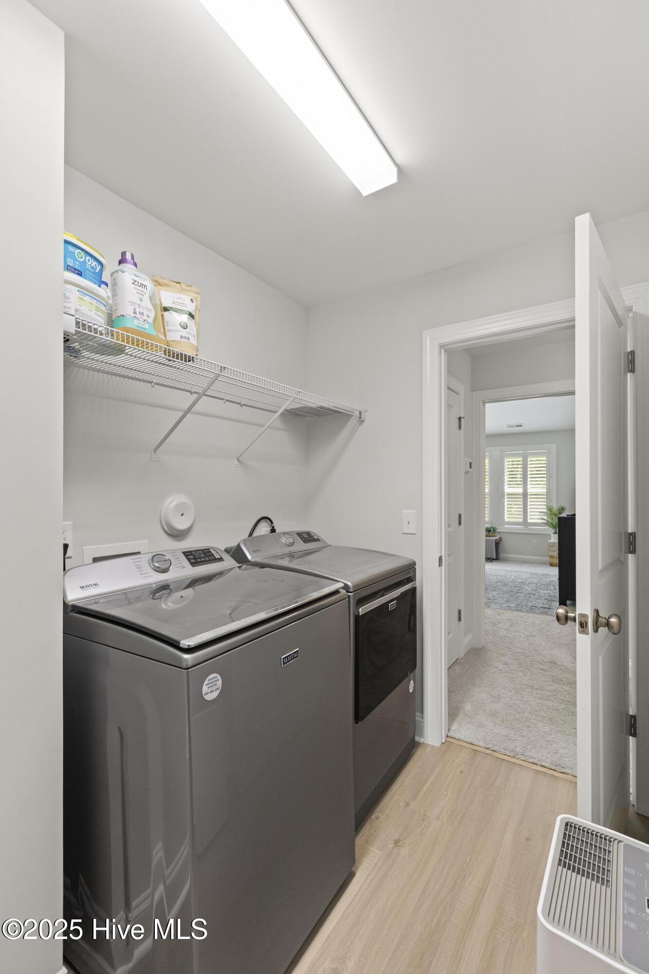 210 W Weatherbee Way