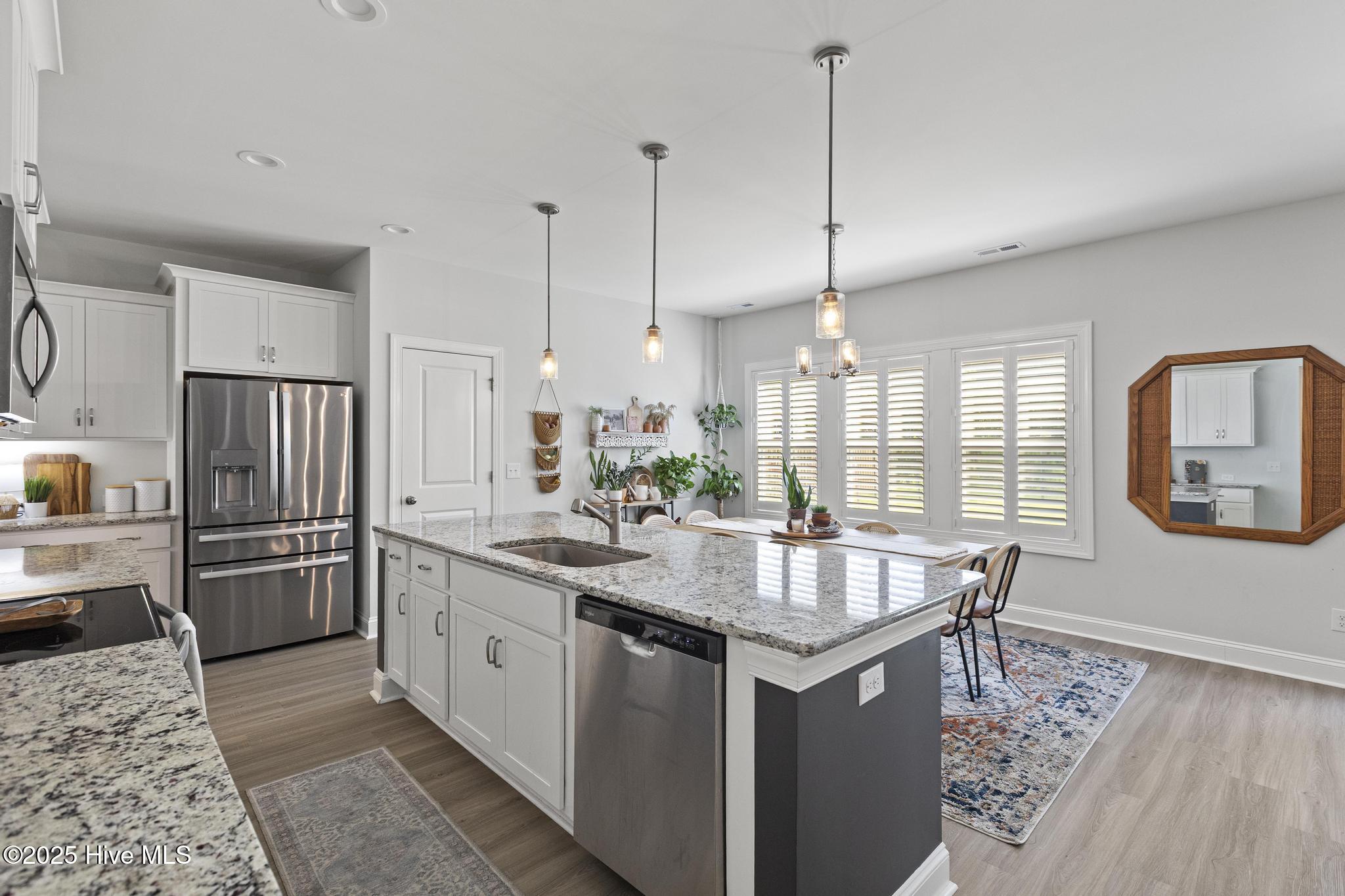 210 W Weatherbee Way