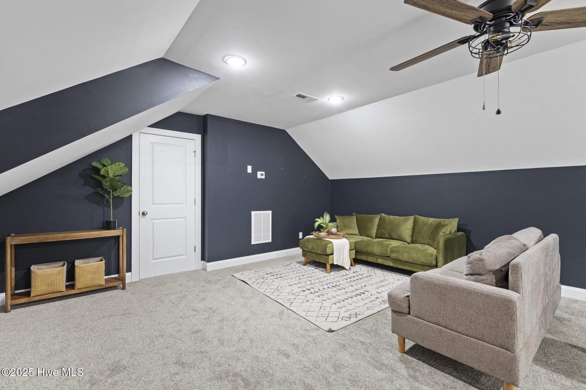 210 W Weatherbee Way