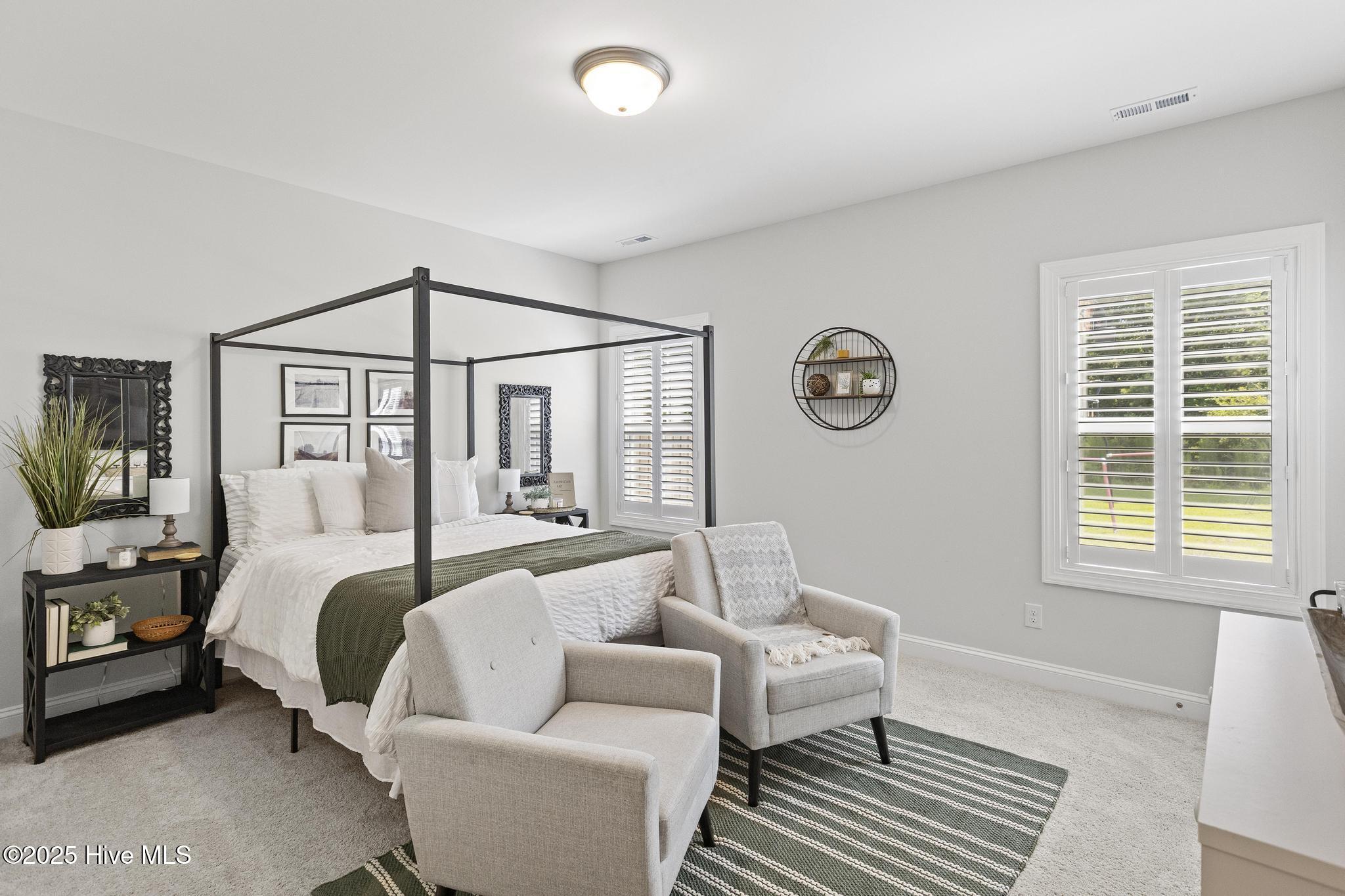 210 W Weatherbee Way