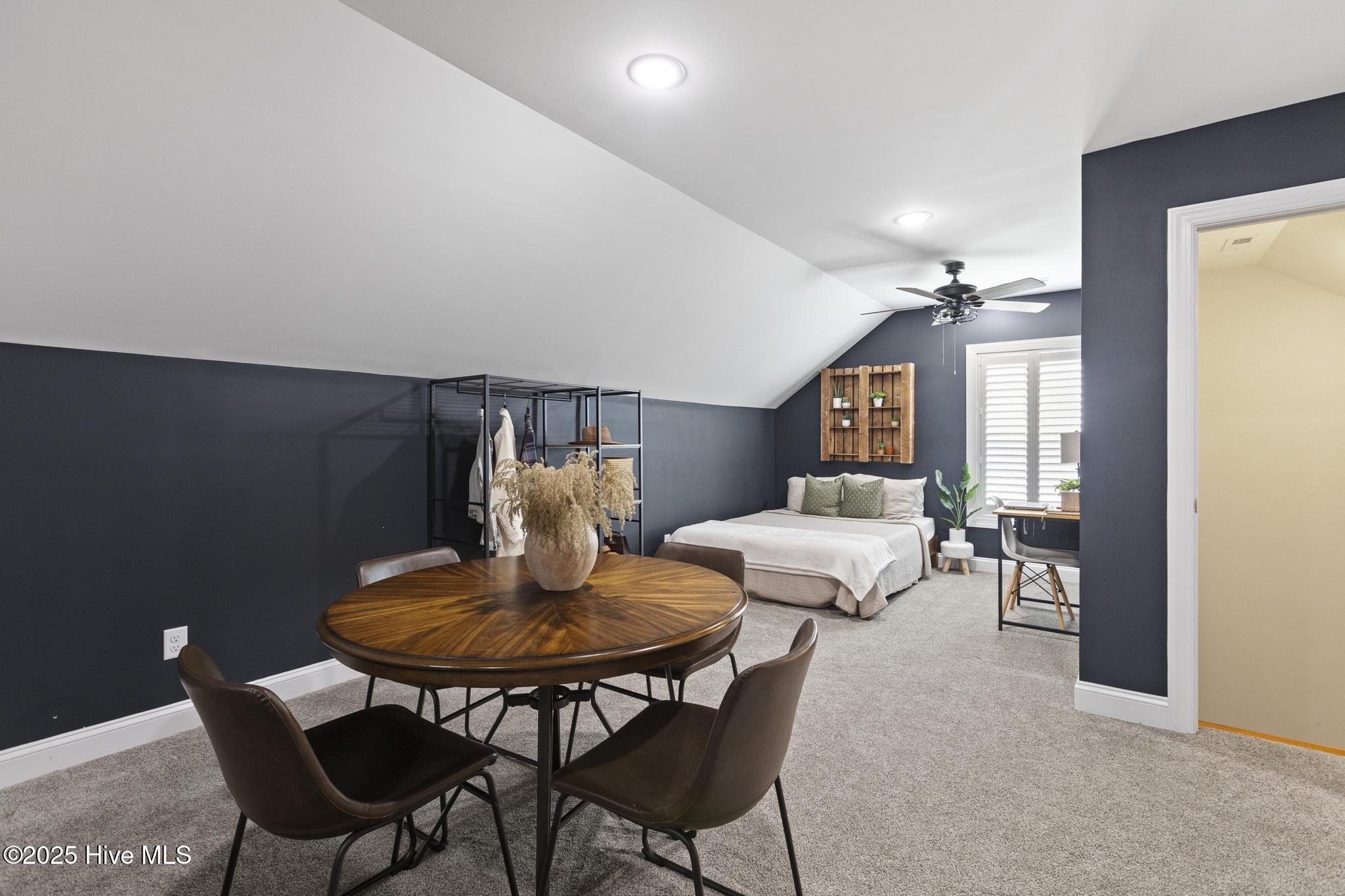 210 W Weatherbee Way