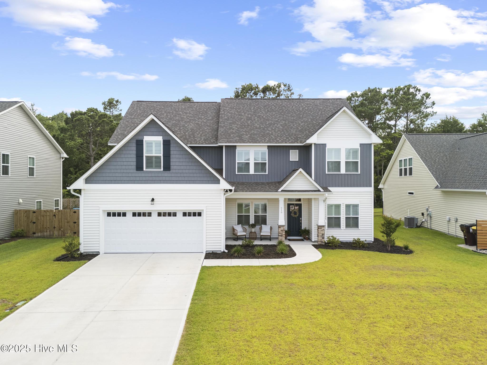 210 W Weatherbee Way