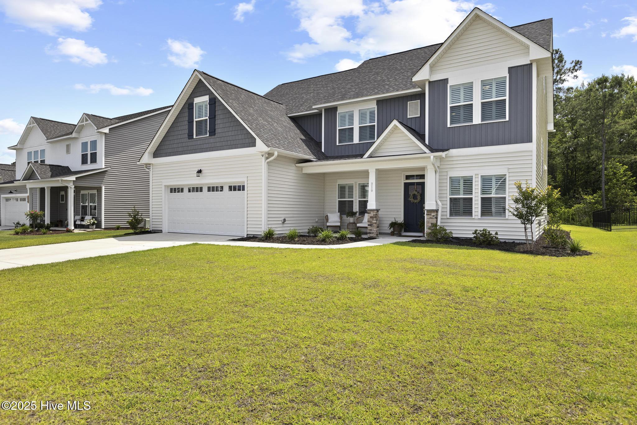 210 W Weatherbee Way