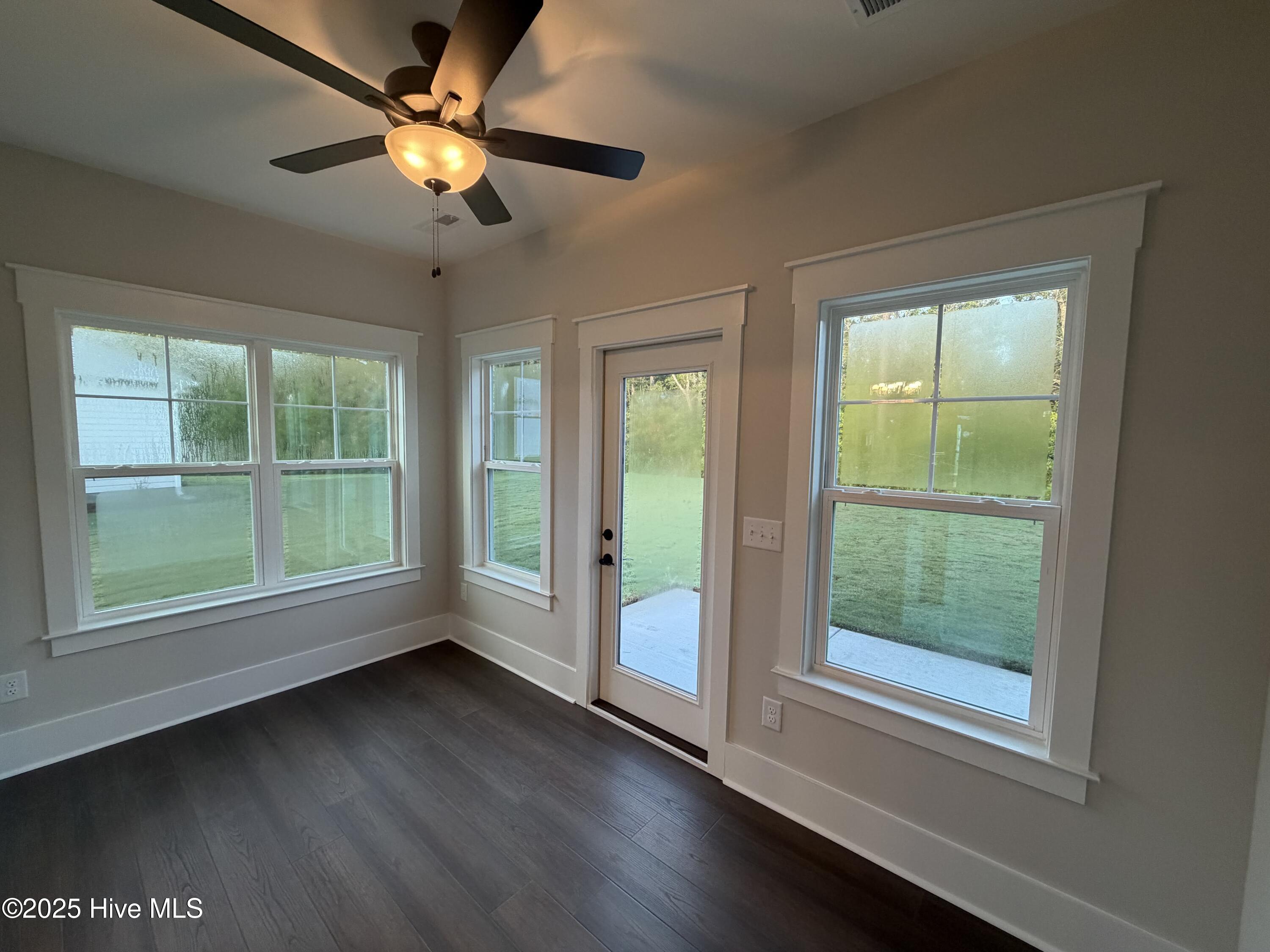 63 N Flicker Meadow