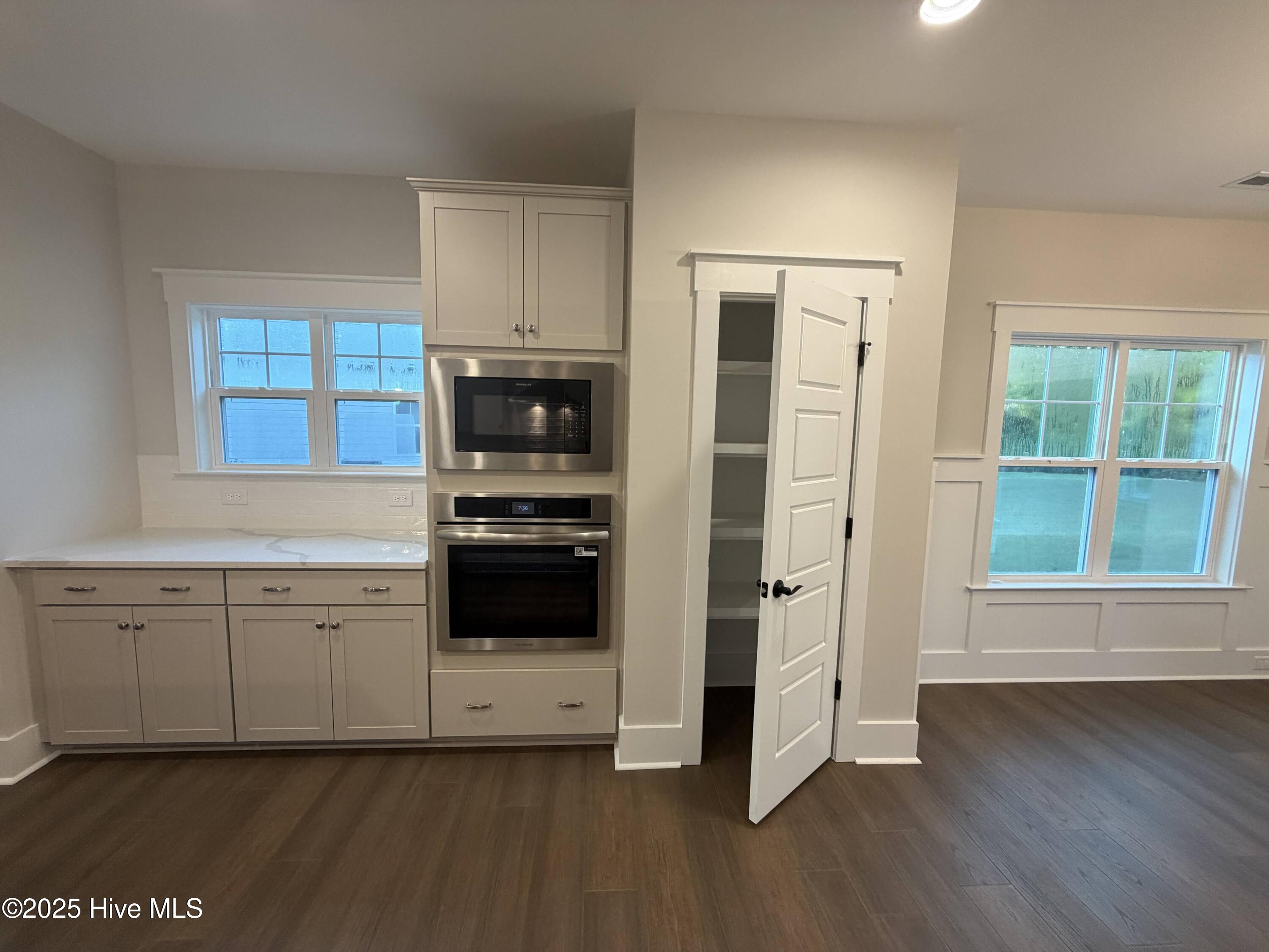 63 N Flicker Meadow