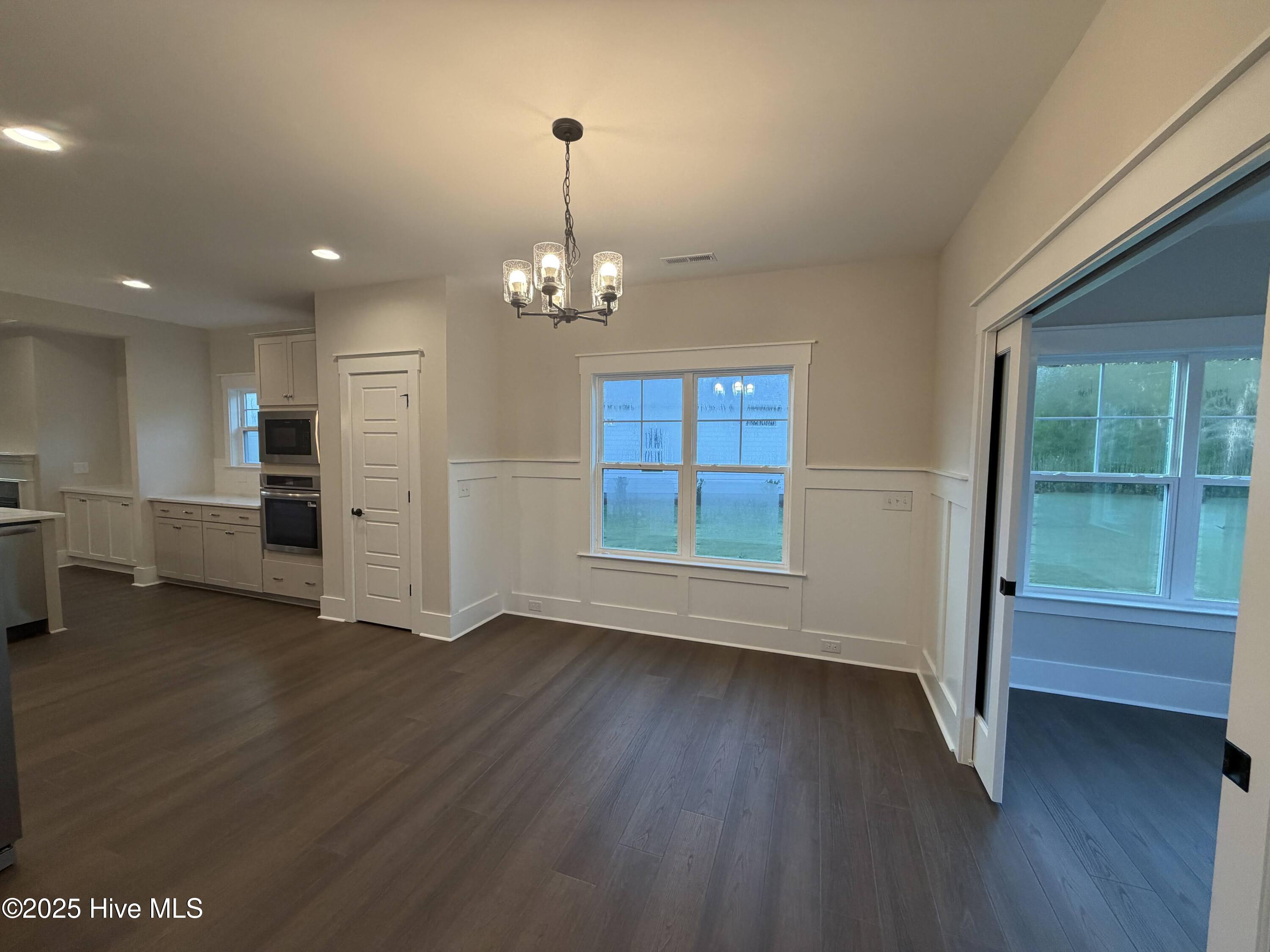 63 N Flicker Meadow