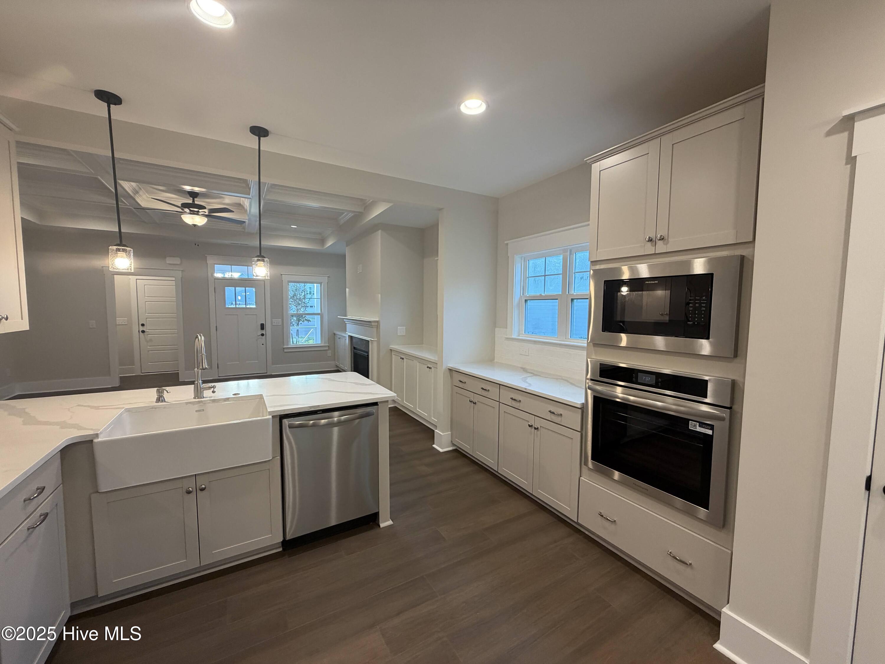 63 N Flicker Meadow