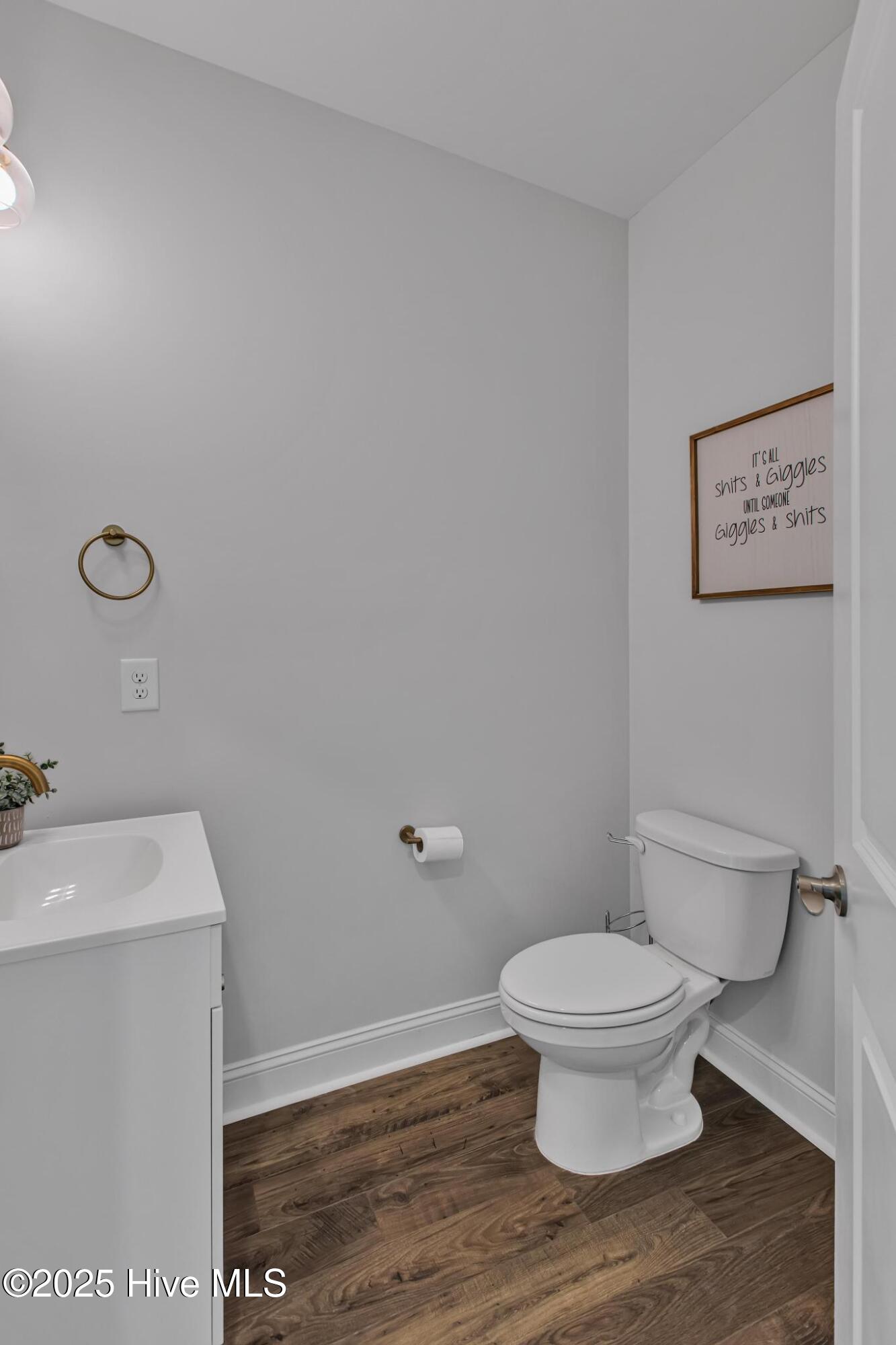 206 E Red Head Circle