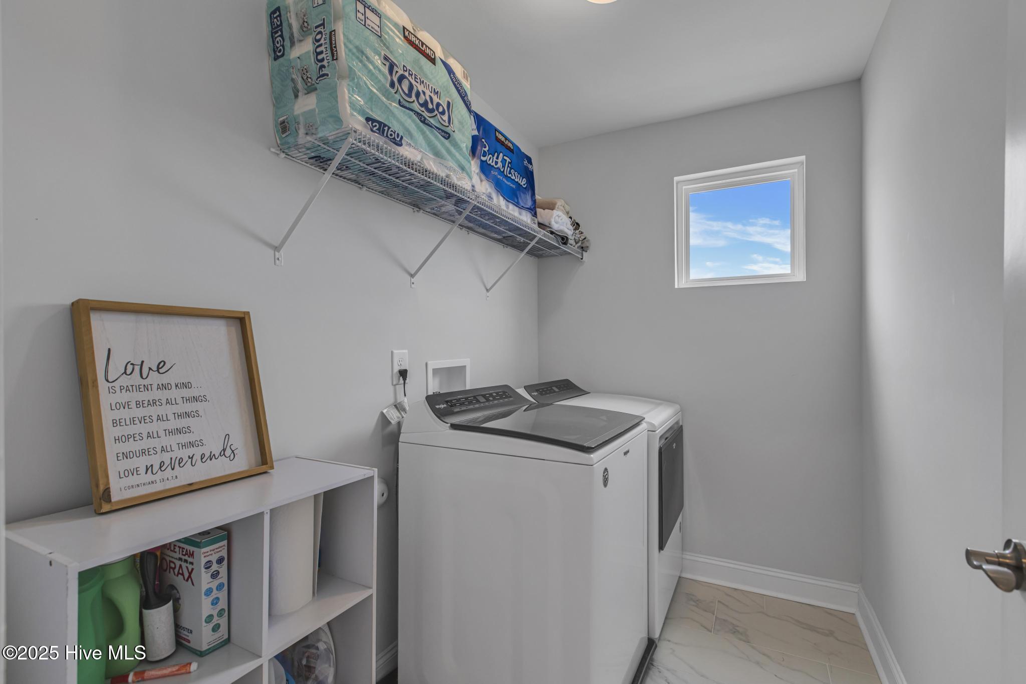 206 E Red Head Circle