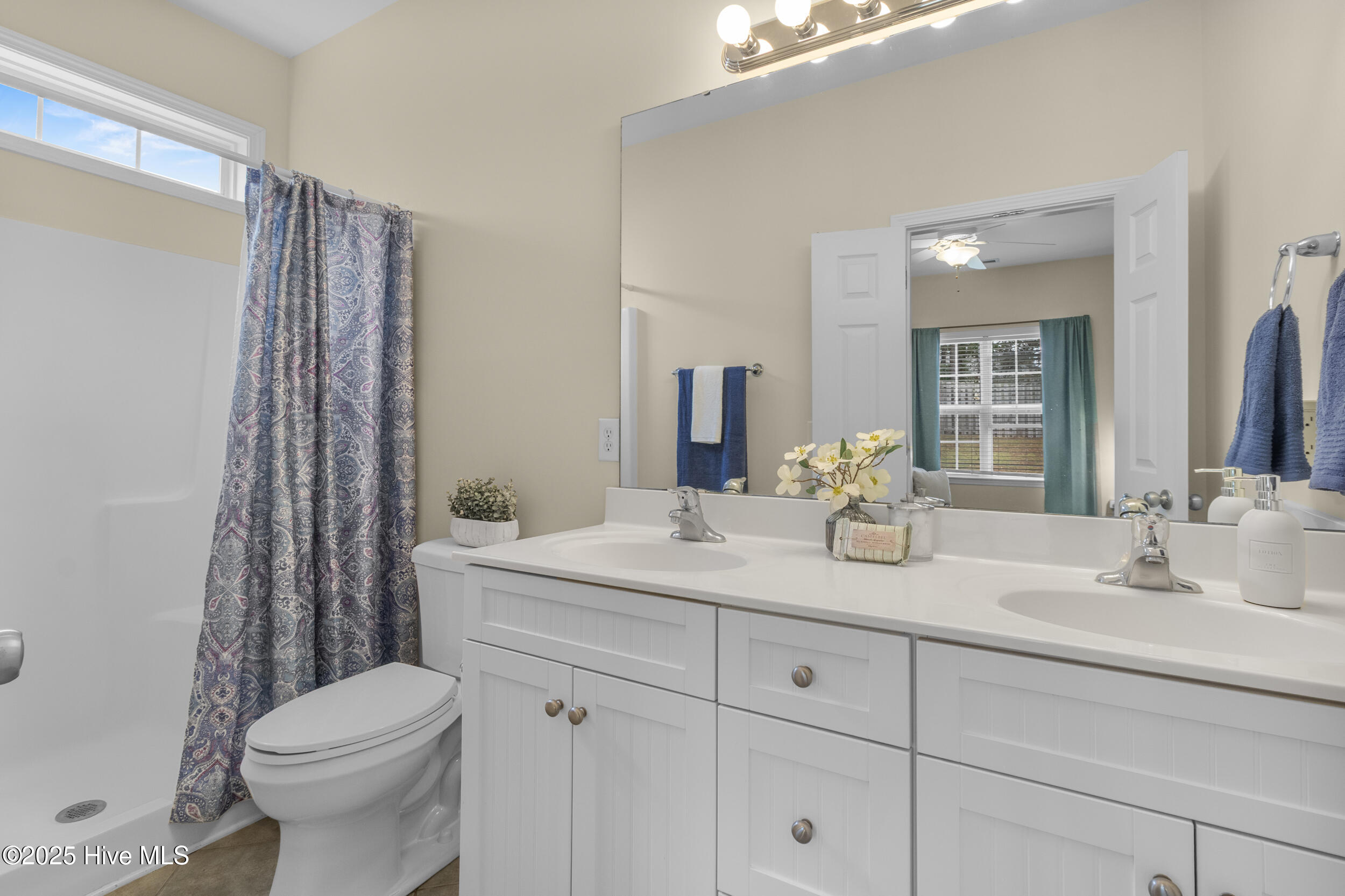 106 Regan Court, Hampstead