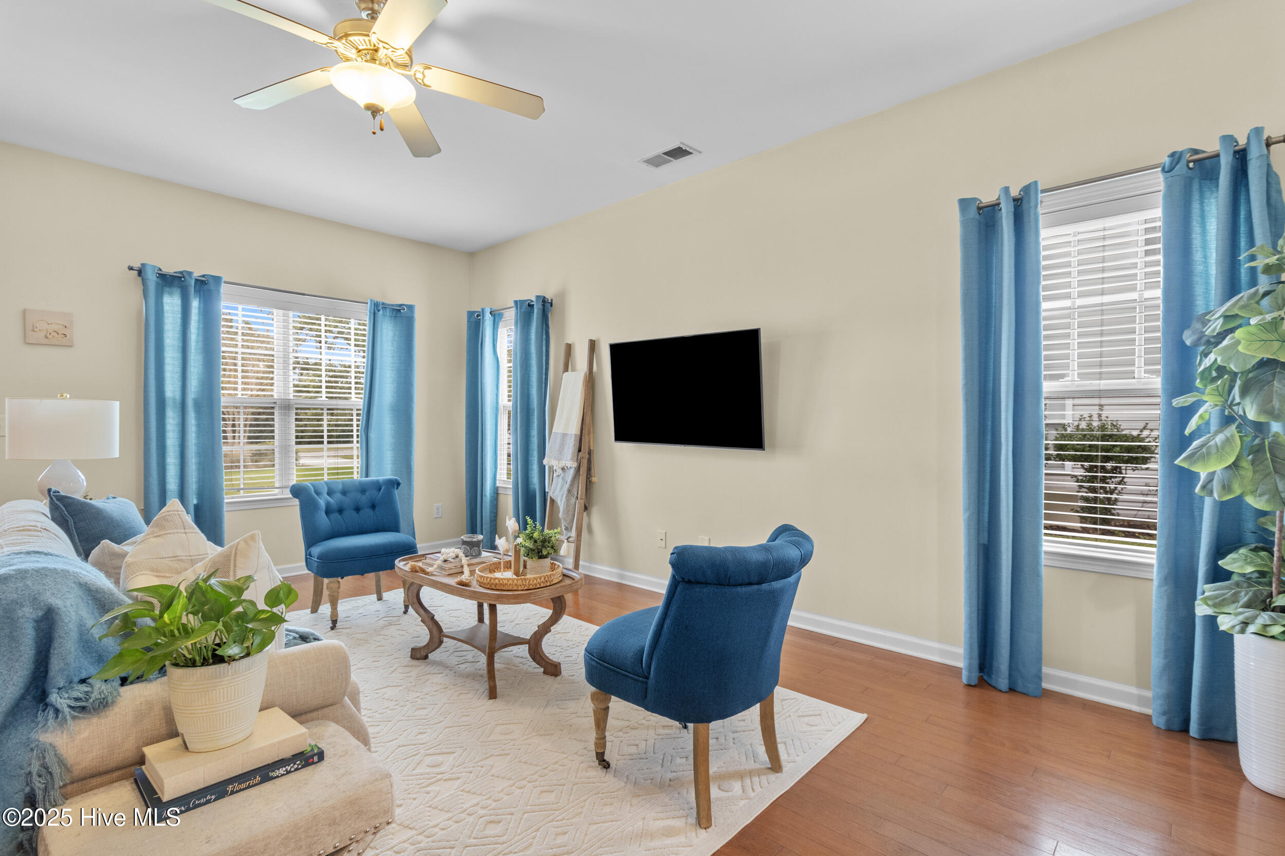 106 Regan Court, Hampstead