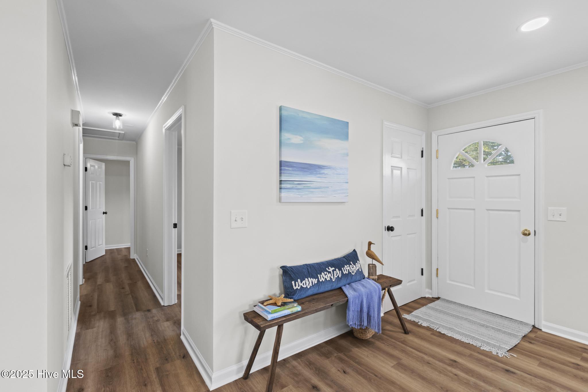 1462 Country Club Drive