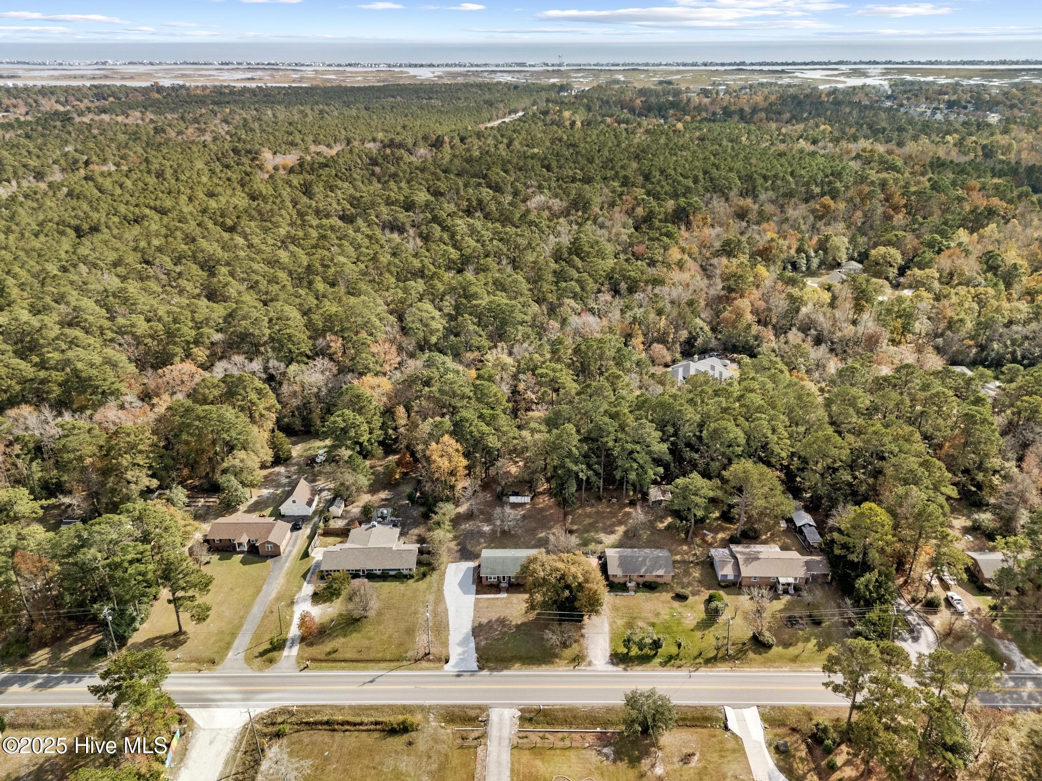 1462 Country Club Drive