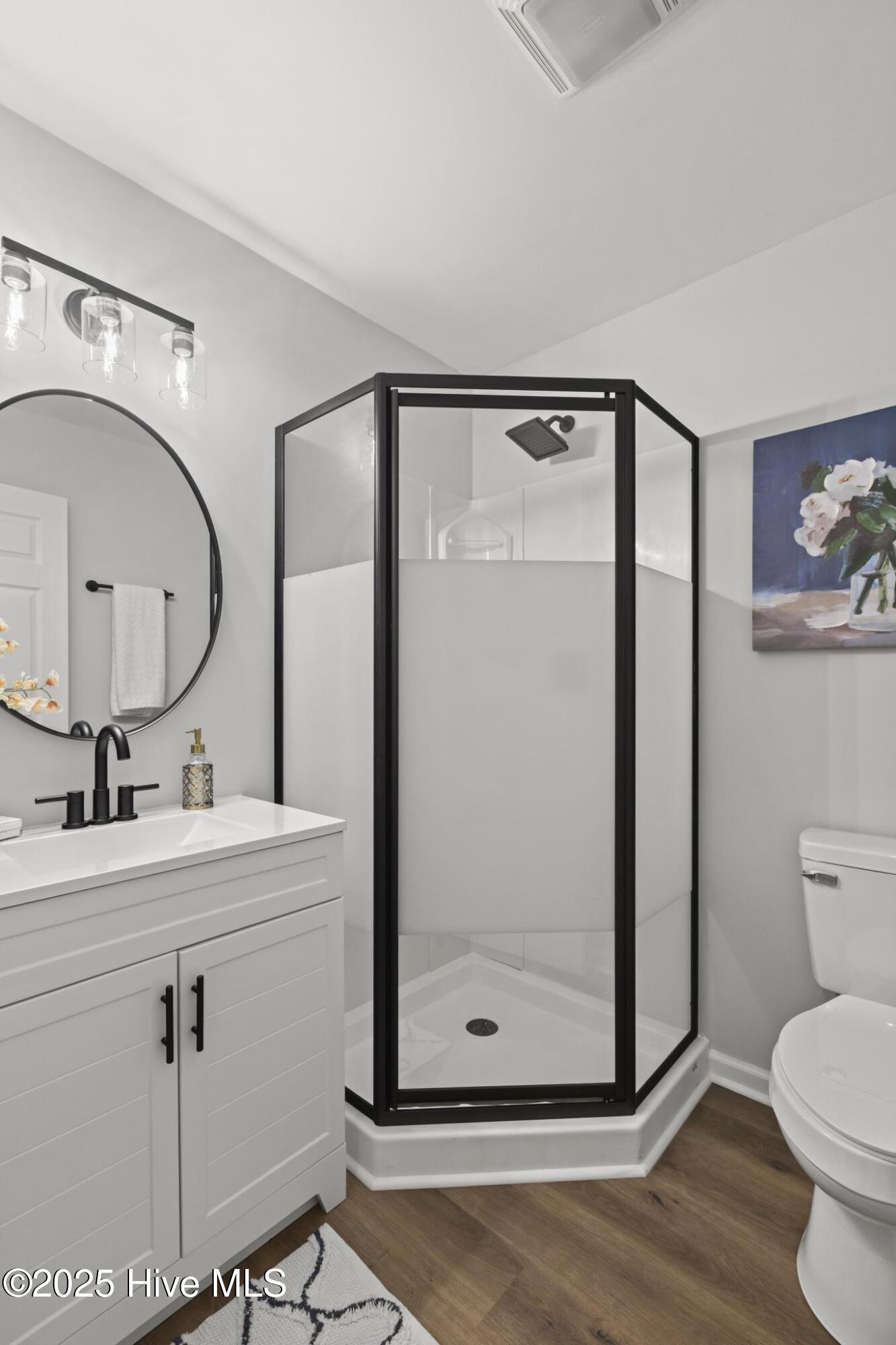 1462 Country Club Drive