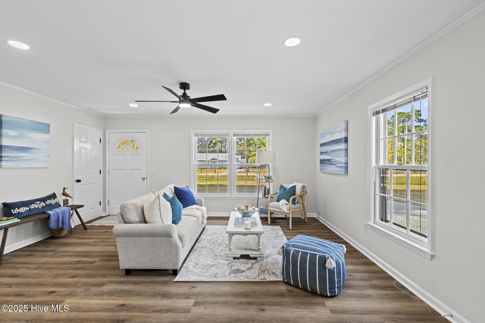 1462 Country Club Drive