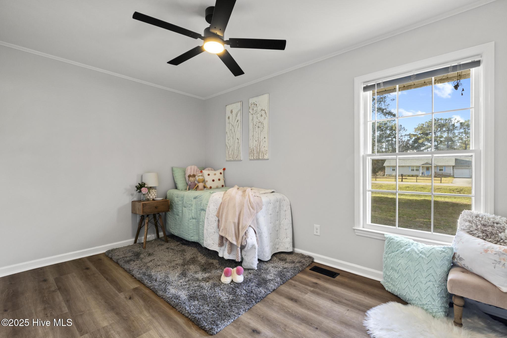 1462 Country Club Drive