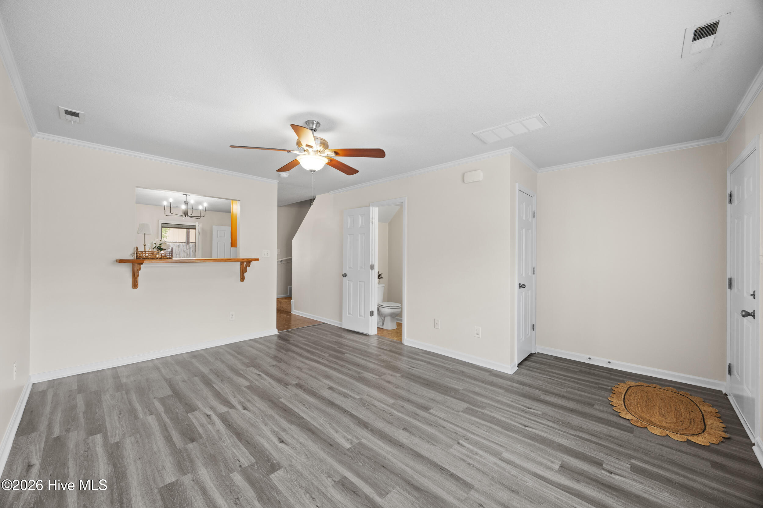 27 E Doris Avenue 111