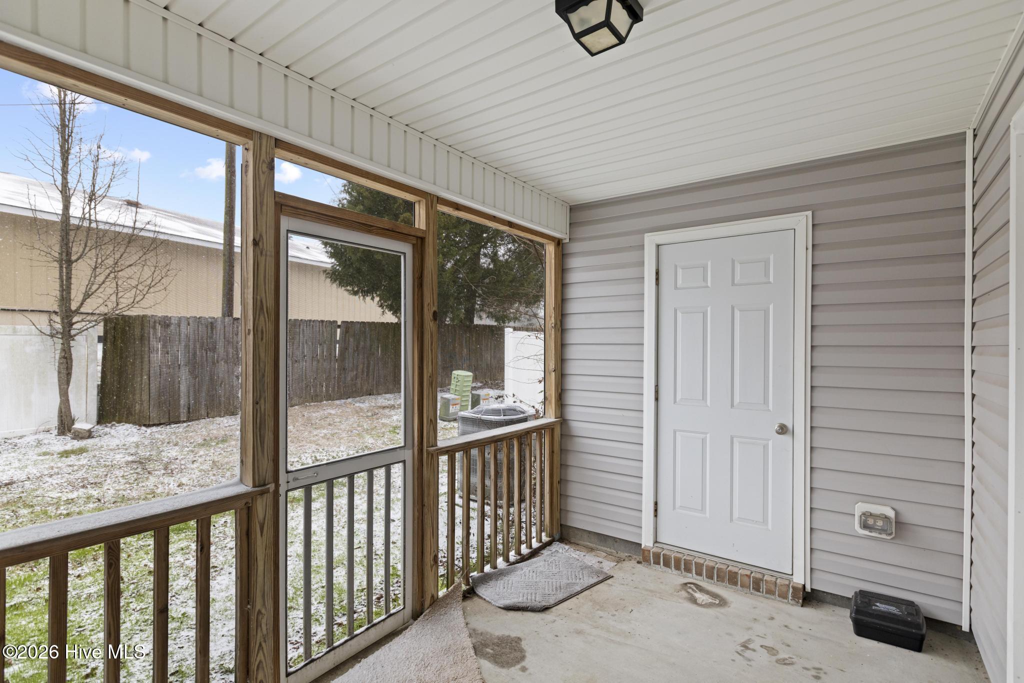 27 E Doris Avenue 111