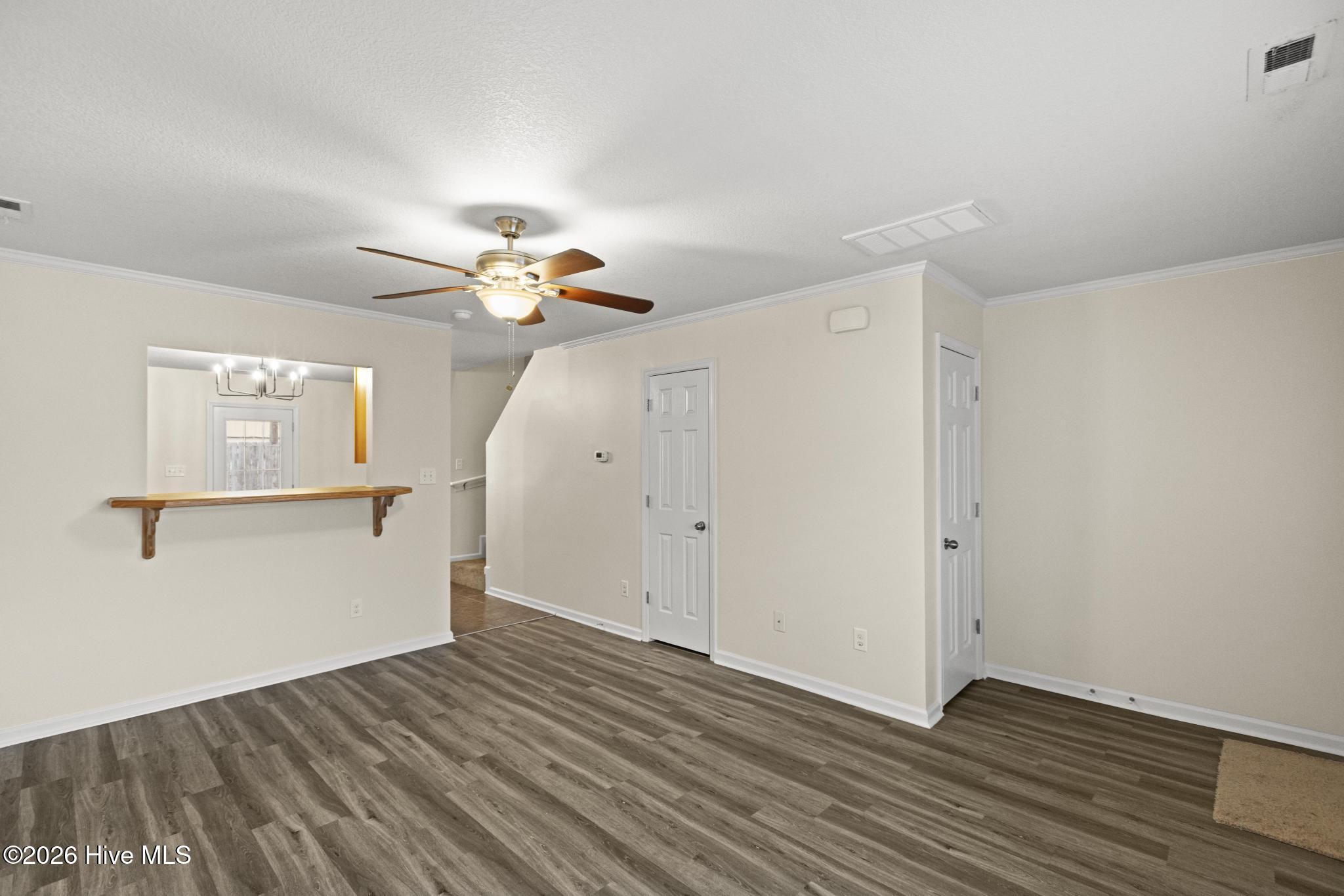 27 E Doris Avenue 111