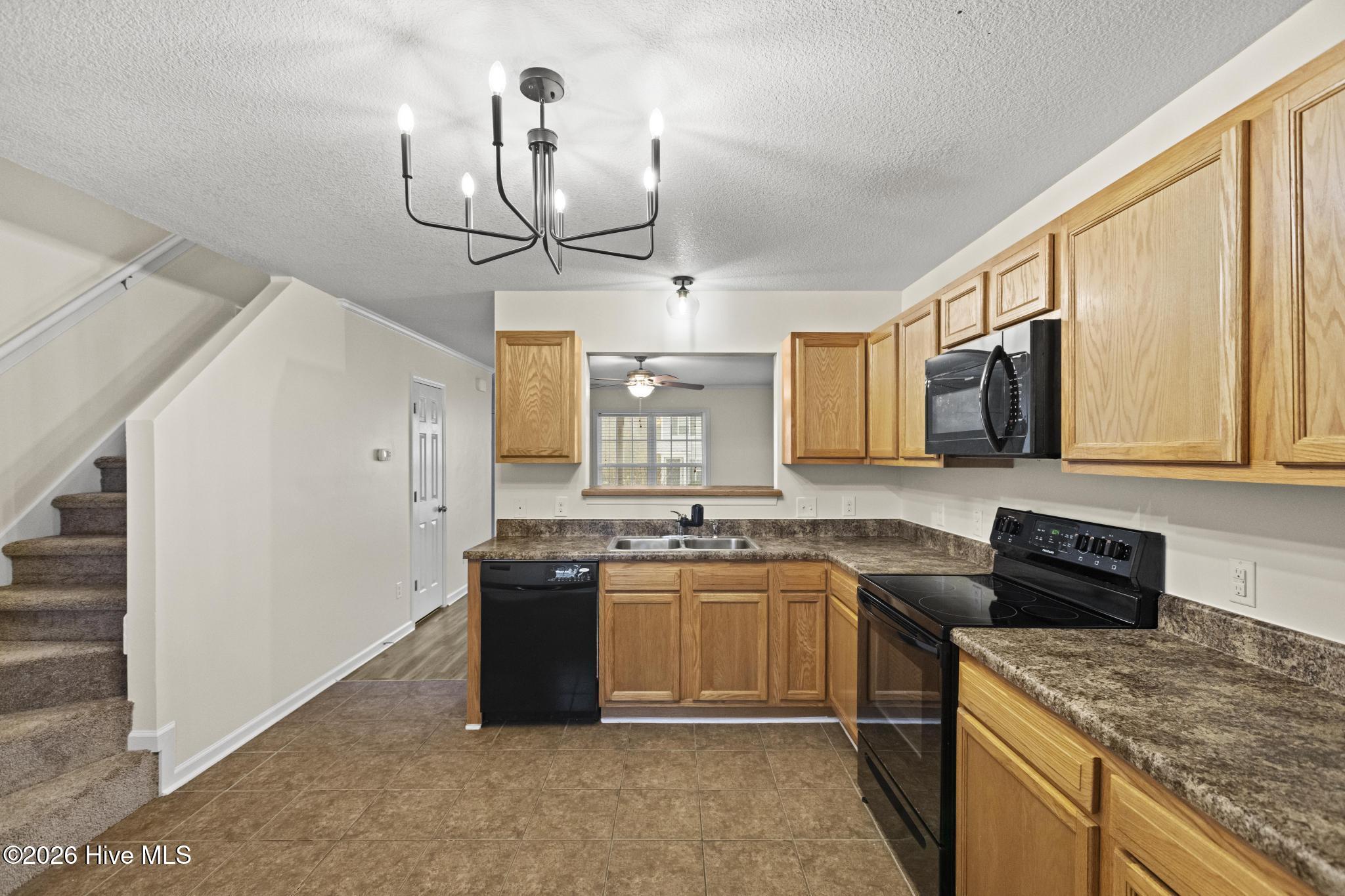 27 E Doris Avenue 111