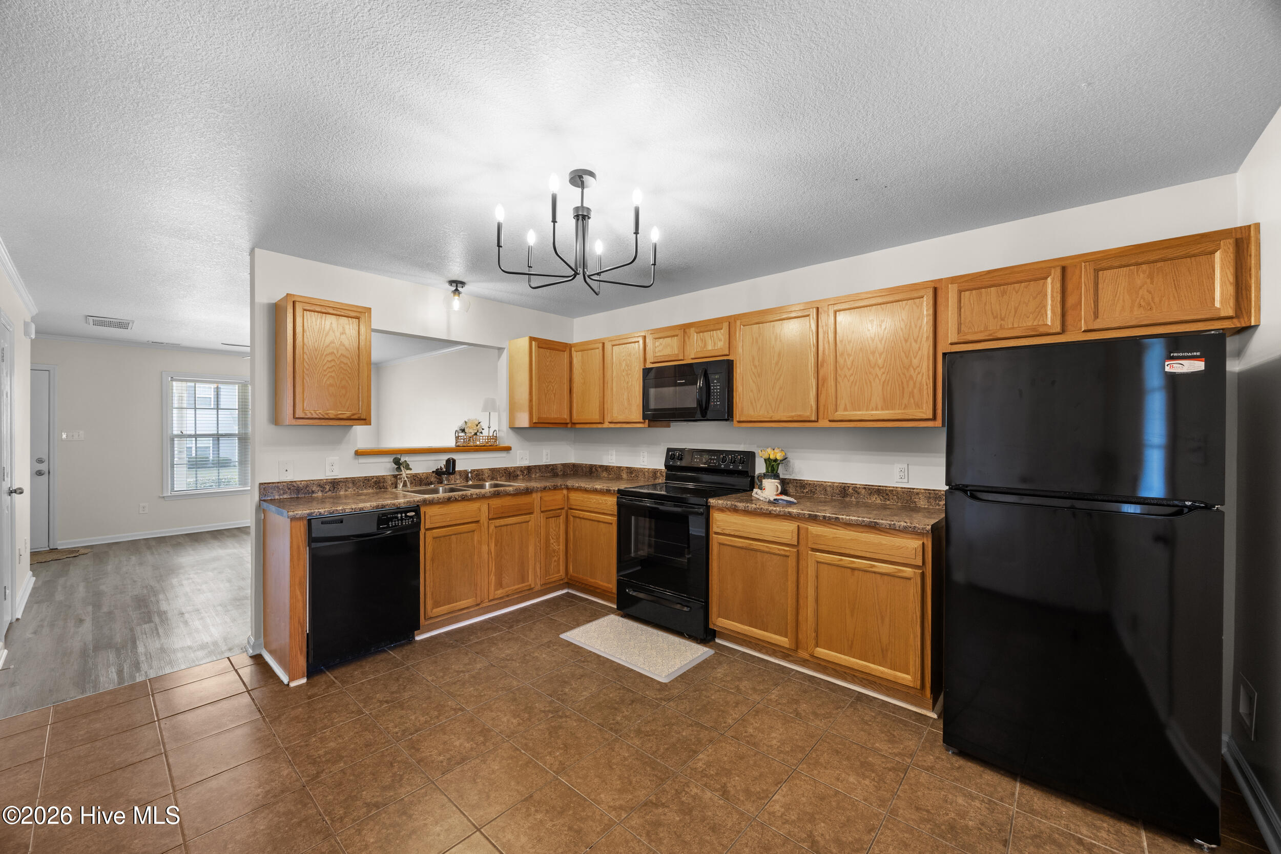 27 E Doris Avenue 111