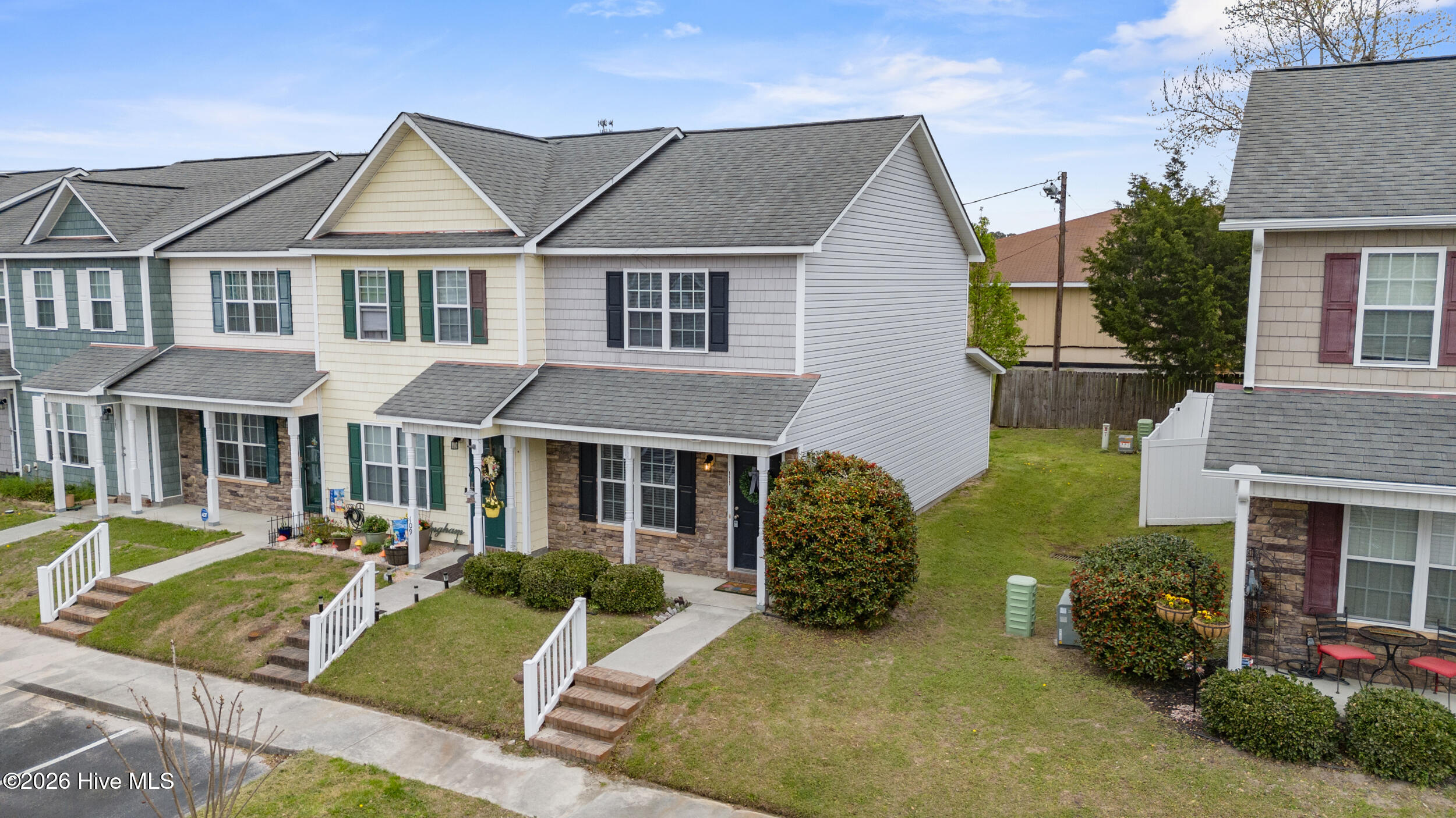 27 E Doris Avenue 111