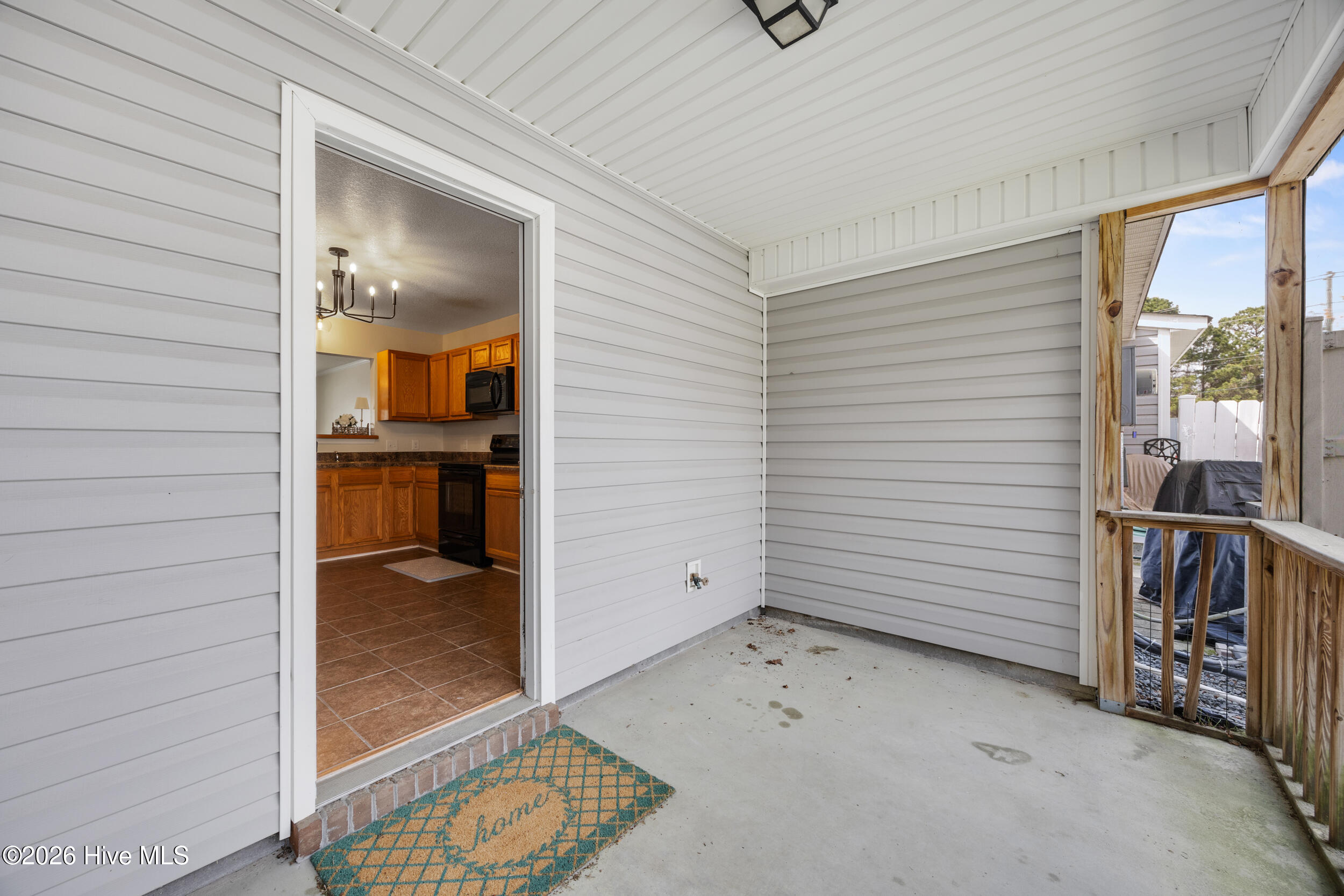 27 E Doris Avenue 111