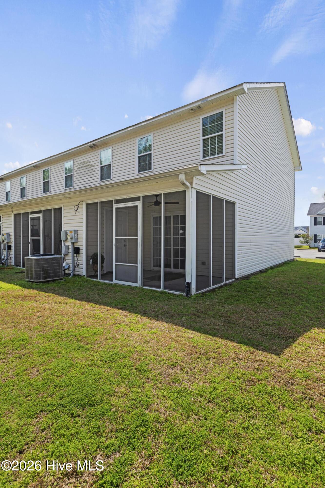 2006 Grandeur Avenue