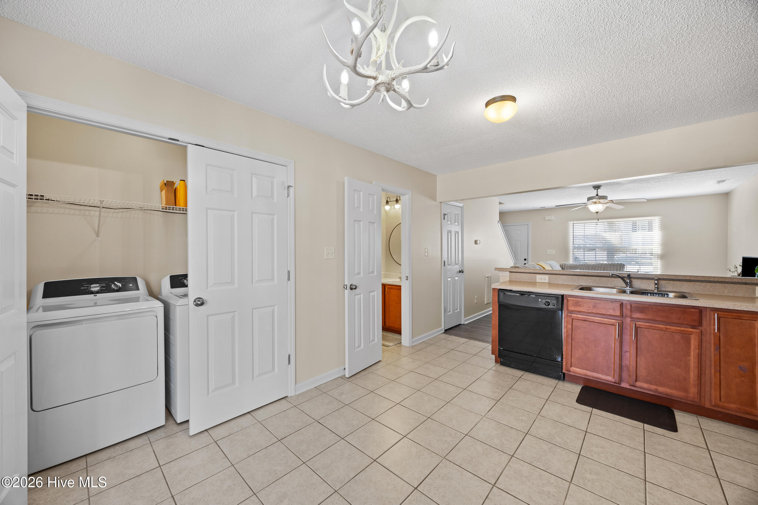 2006 Grandeur Avenue