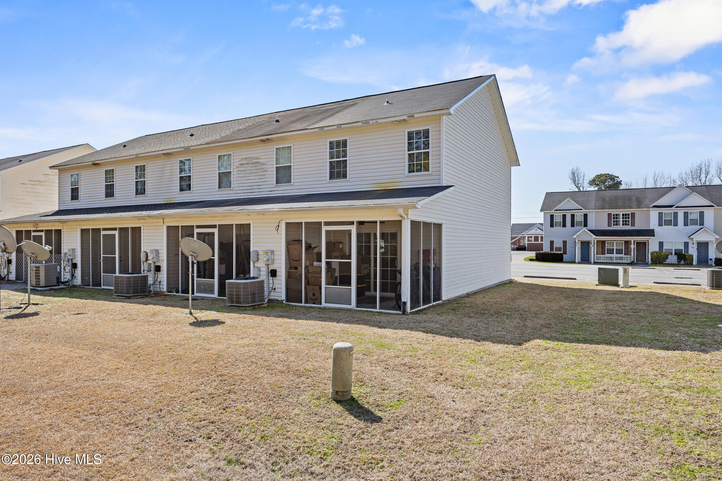 2006 Grandeur Avenue