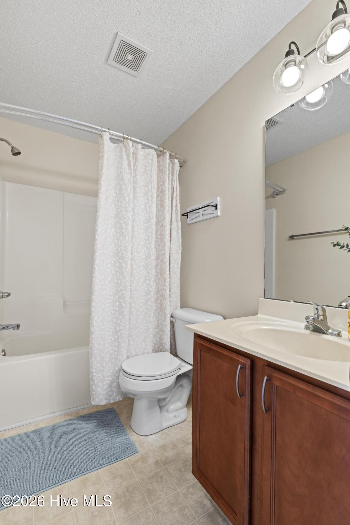 2006 Grandeur Avenue