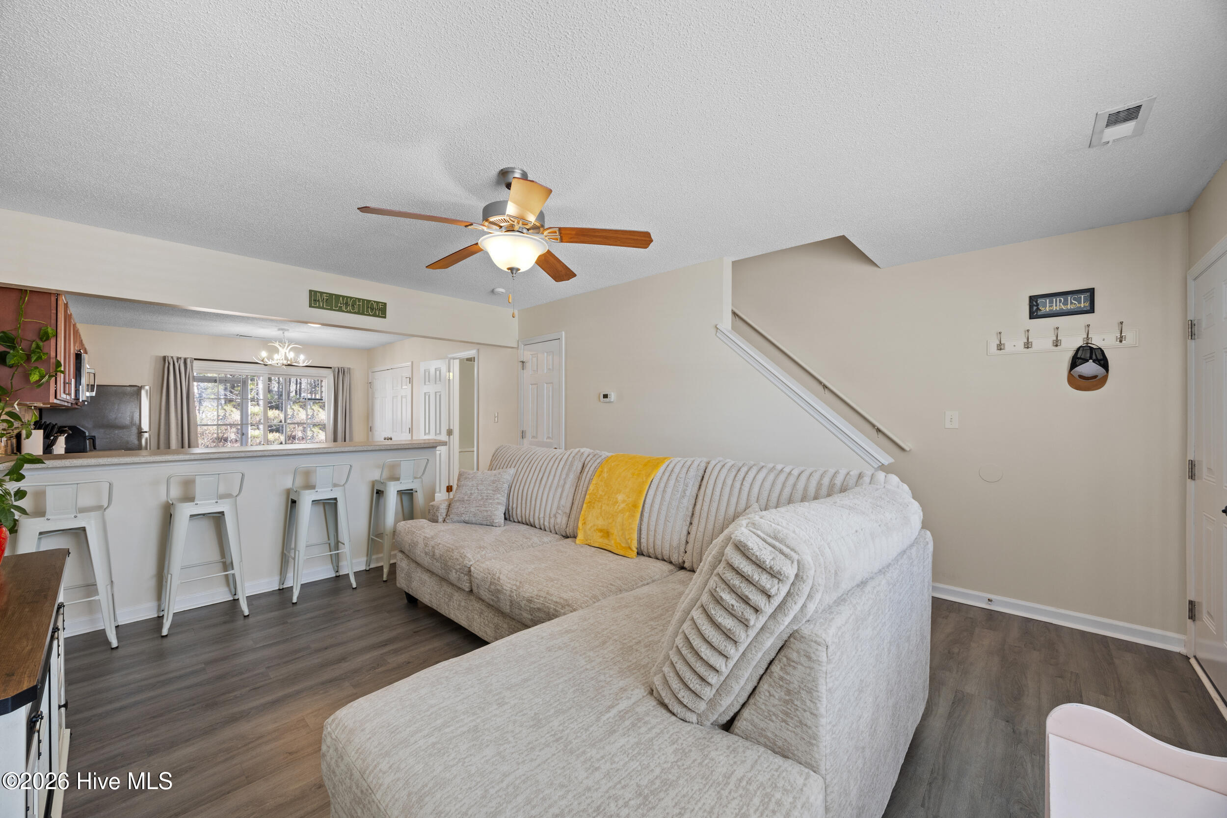 2006 Grandeur Avenue