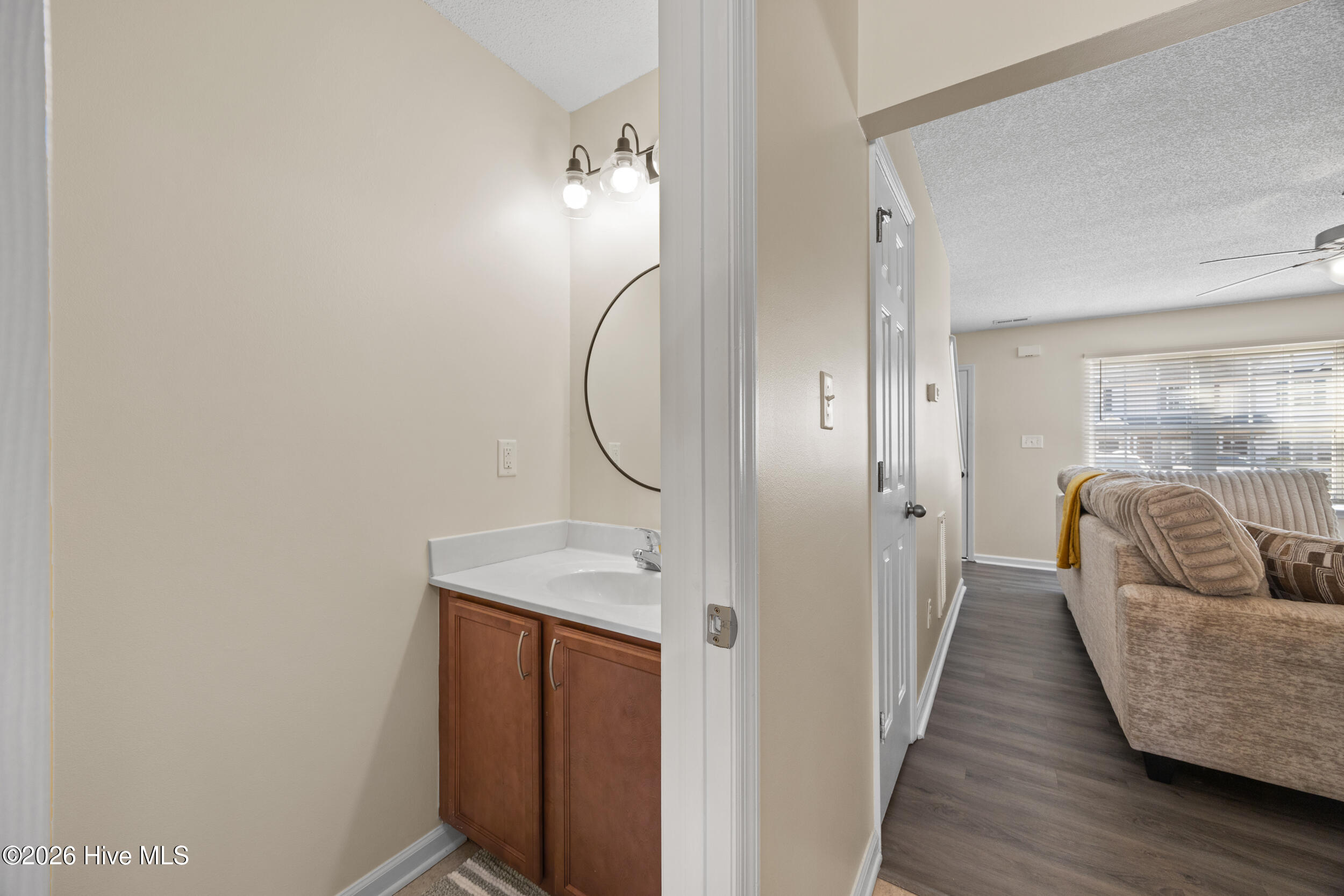 2006 Grandeur Avenue