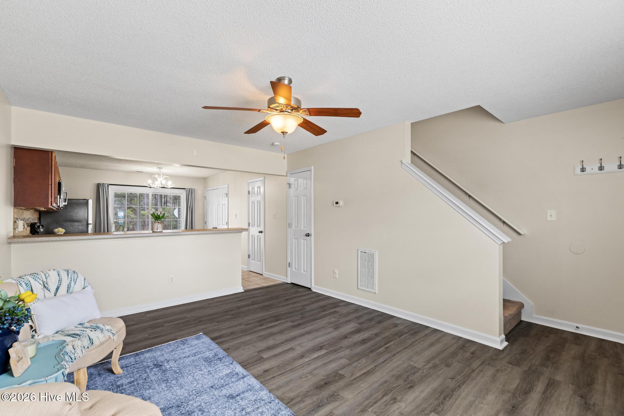 2006 Grandeur Avenue