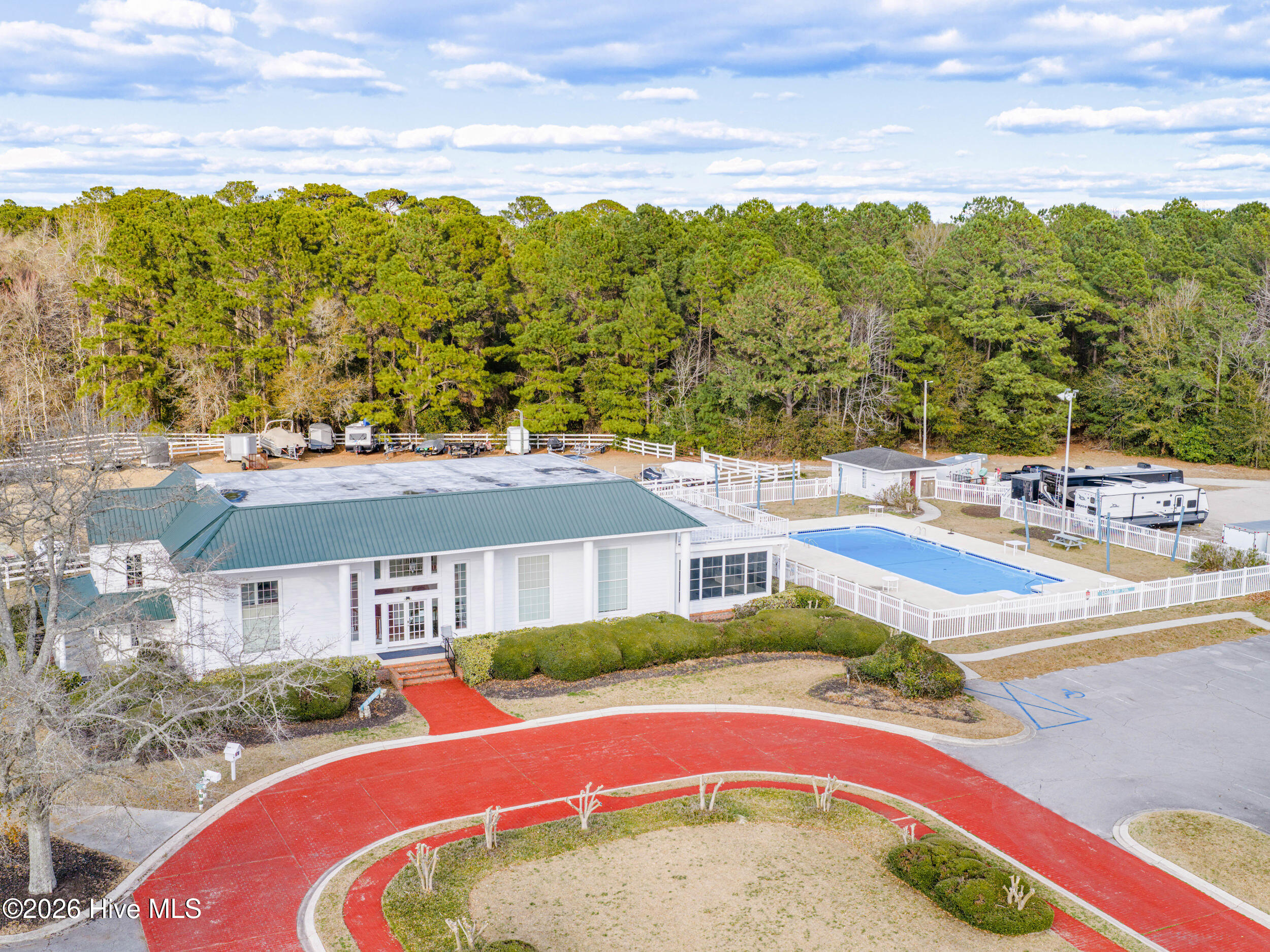 302 Whirlaway Boulevard