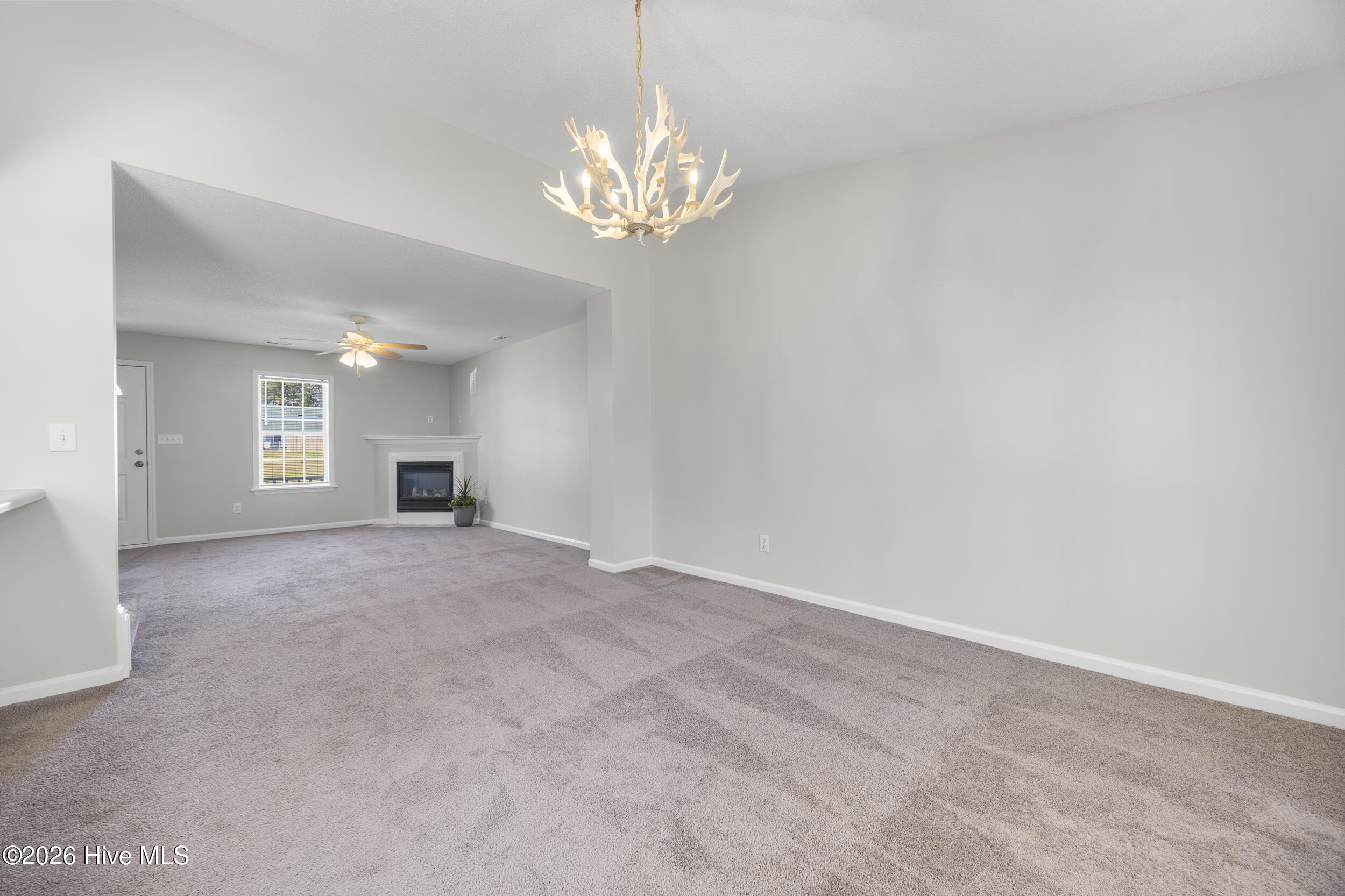 302 Winners Circle S