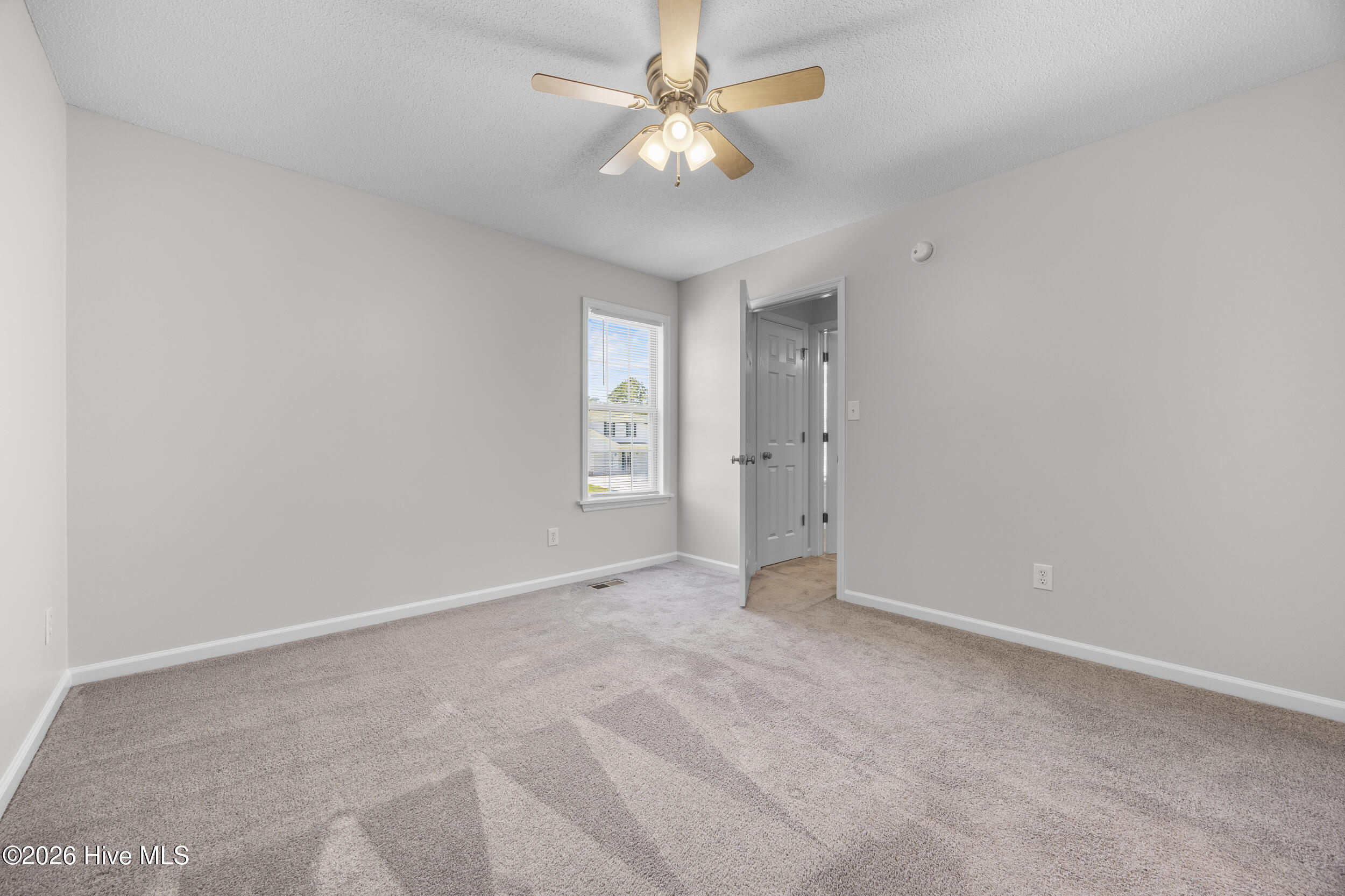 302 Winners Circle S