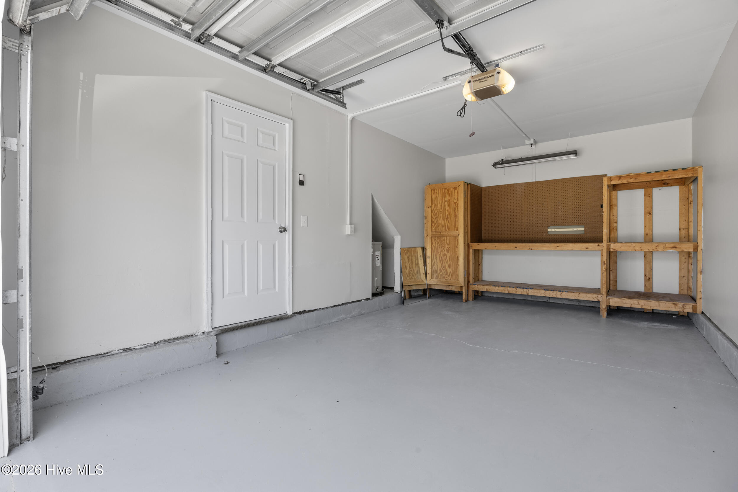 302 Winners Circle S